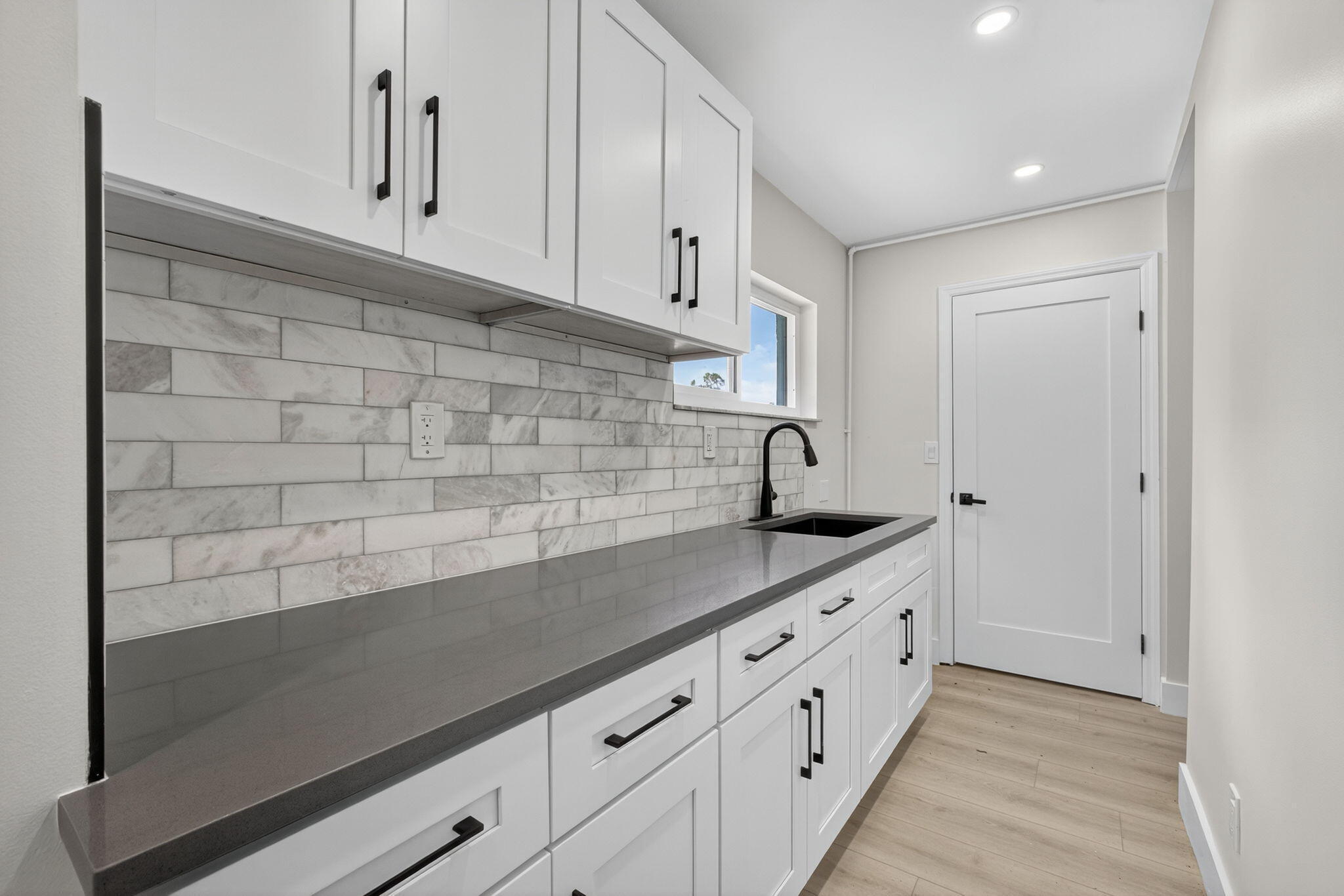 PINEWOOD EAST 2 OF WELLINGTON - Residential Lease