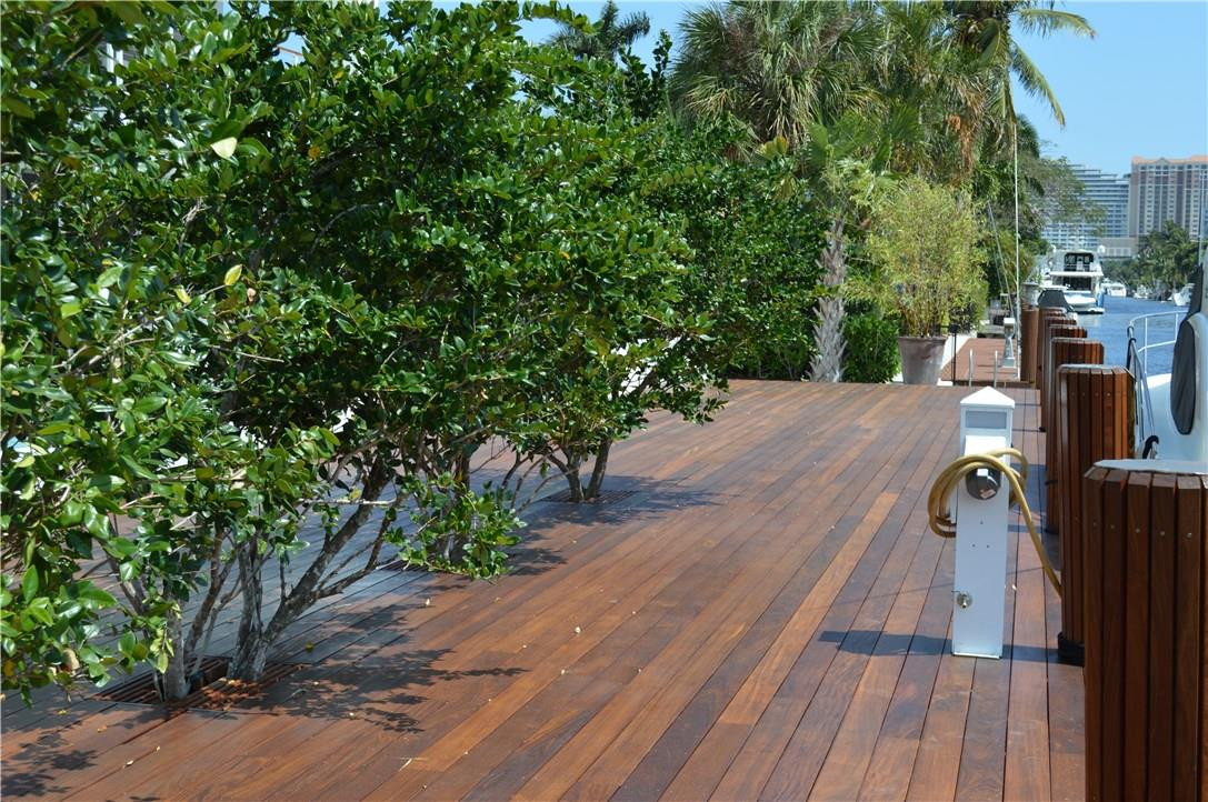 PELICAN ISLE - Residential