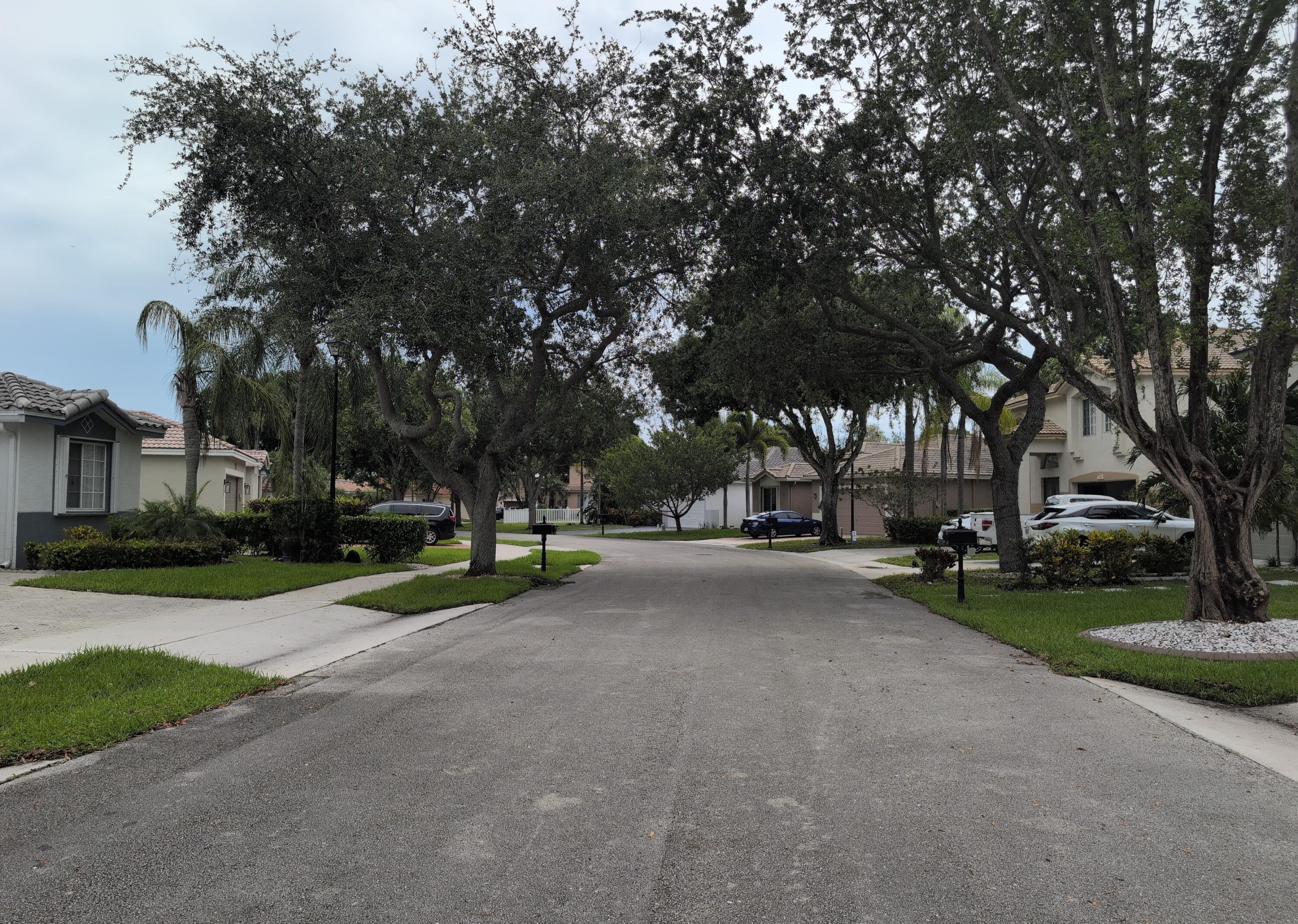 REGENCY LAKES AT COCONUT CREEK - Residential