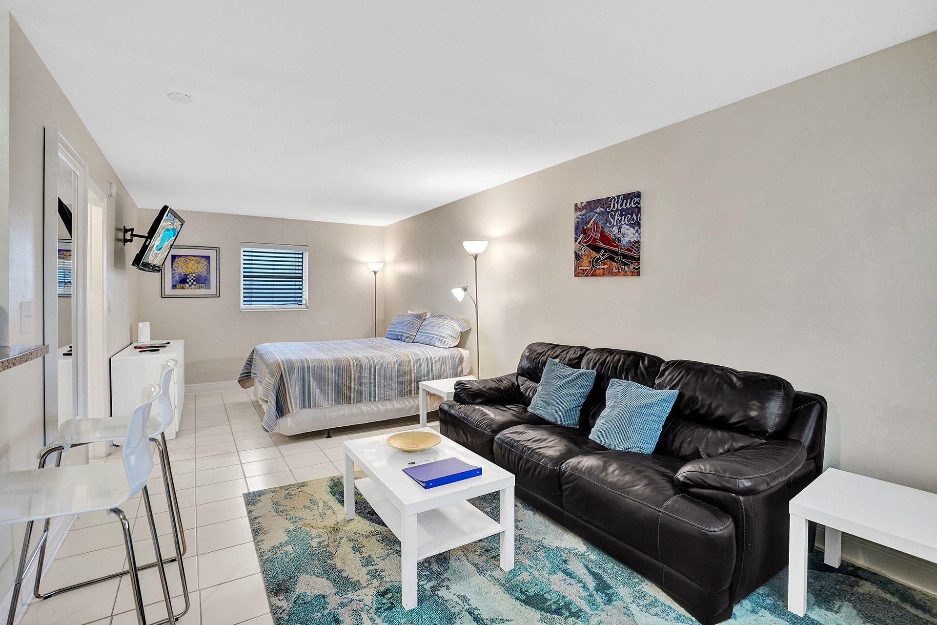 POMPANO BY THE SEA RESUB - Residential Lease