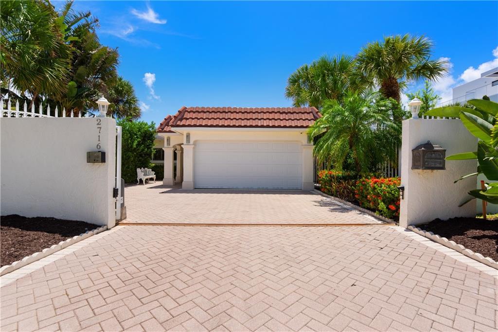 LAUDERDALE BEACH - Residential