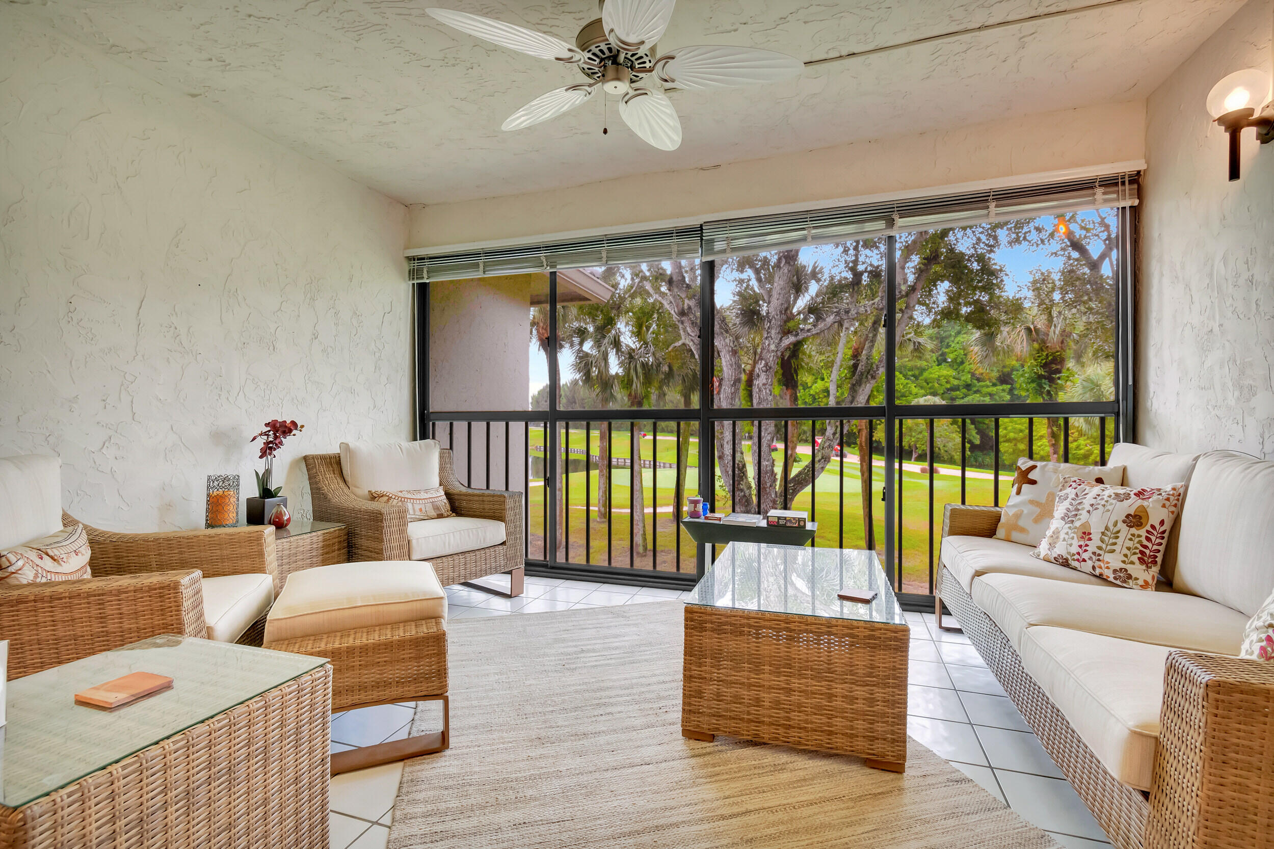 WESTGATE AT HUNTERS RUN CONDO - Residential Lease