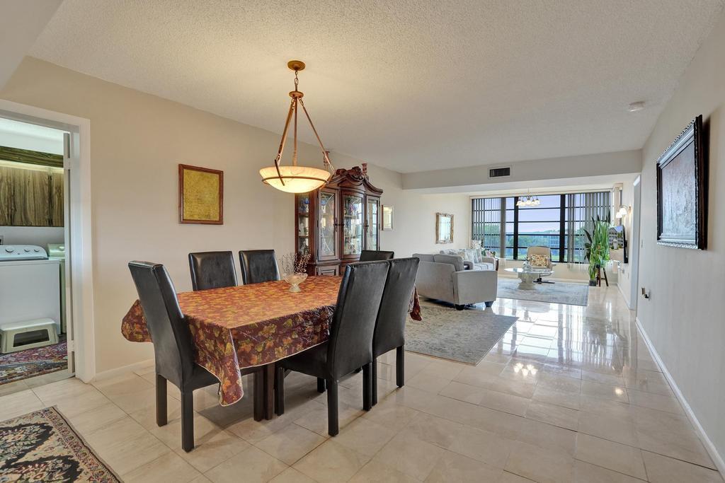 CONDO 12 OF WHITEHALL CONDOS - Residential