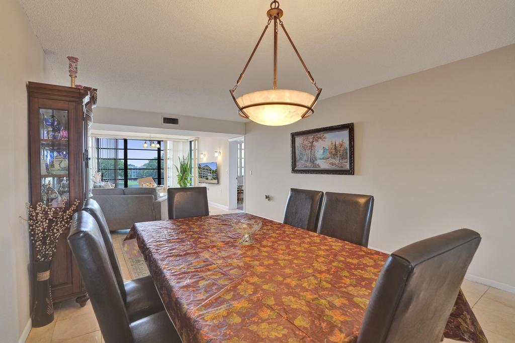CONDO 12 OF WHITEHALL CONDOS - Residential