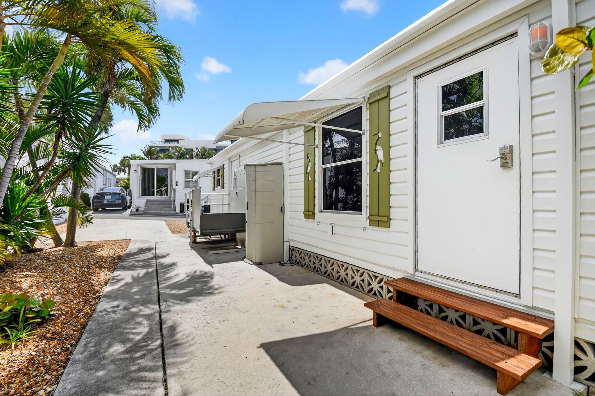 BRINY BREEZES INC - Residential