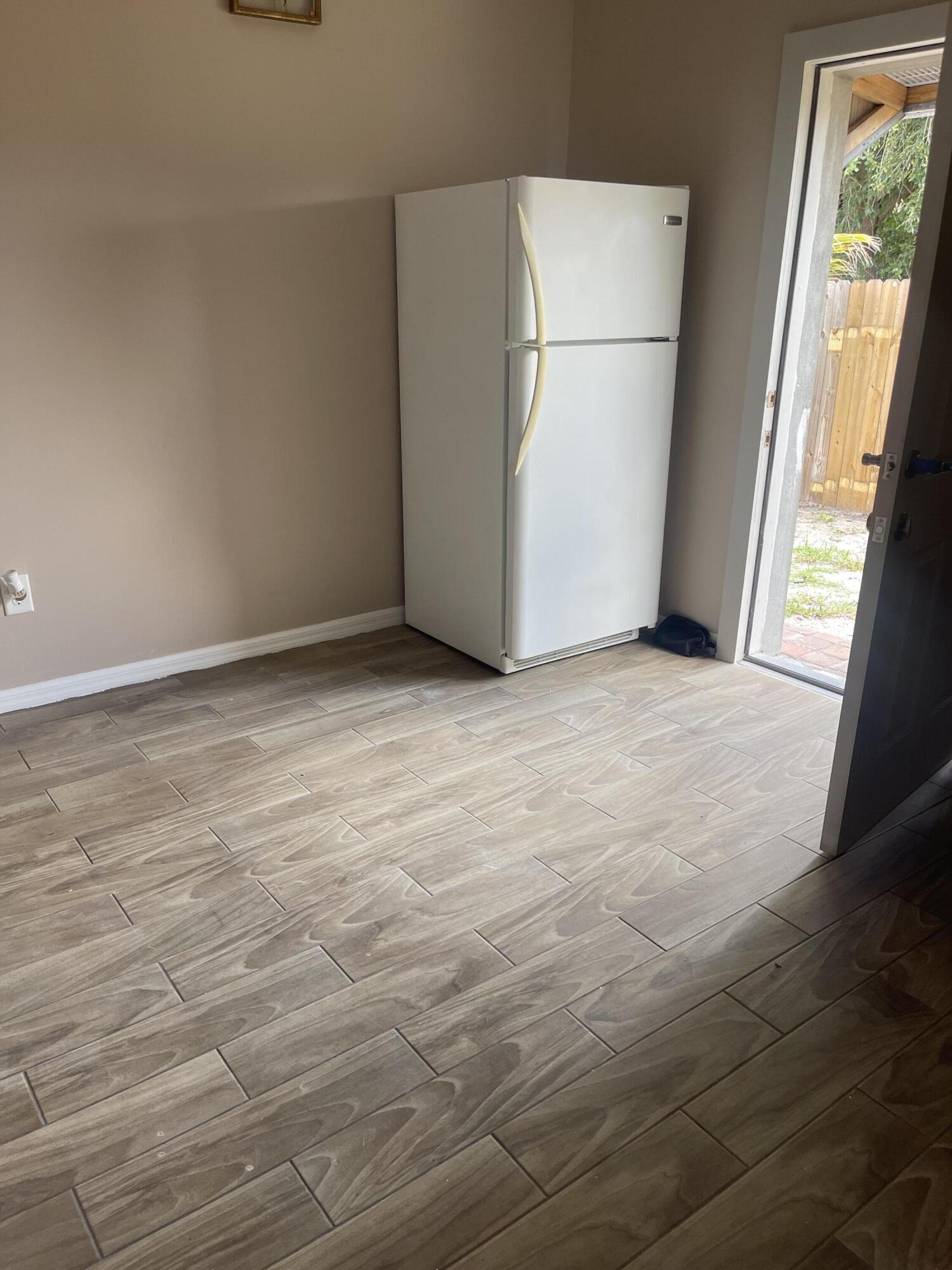 PORT ST LUCIE SECTION  34 - Residential Lease
