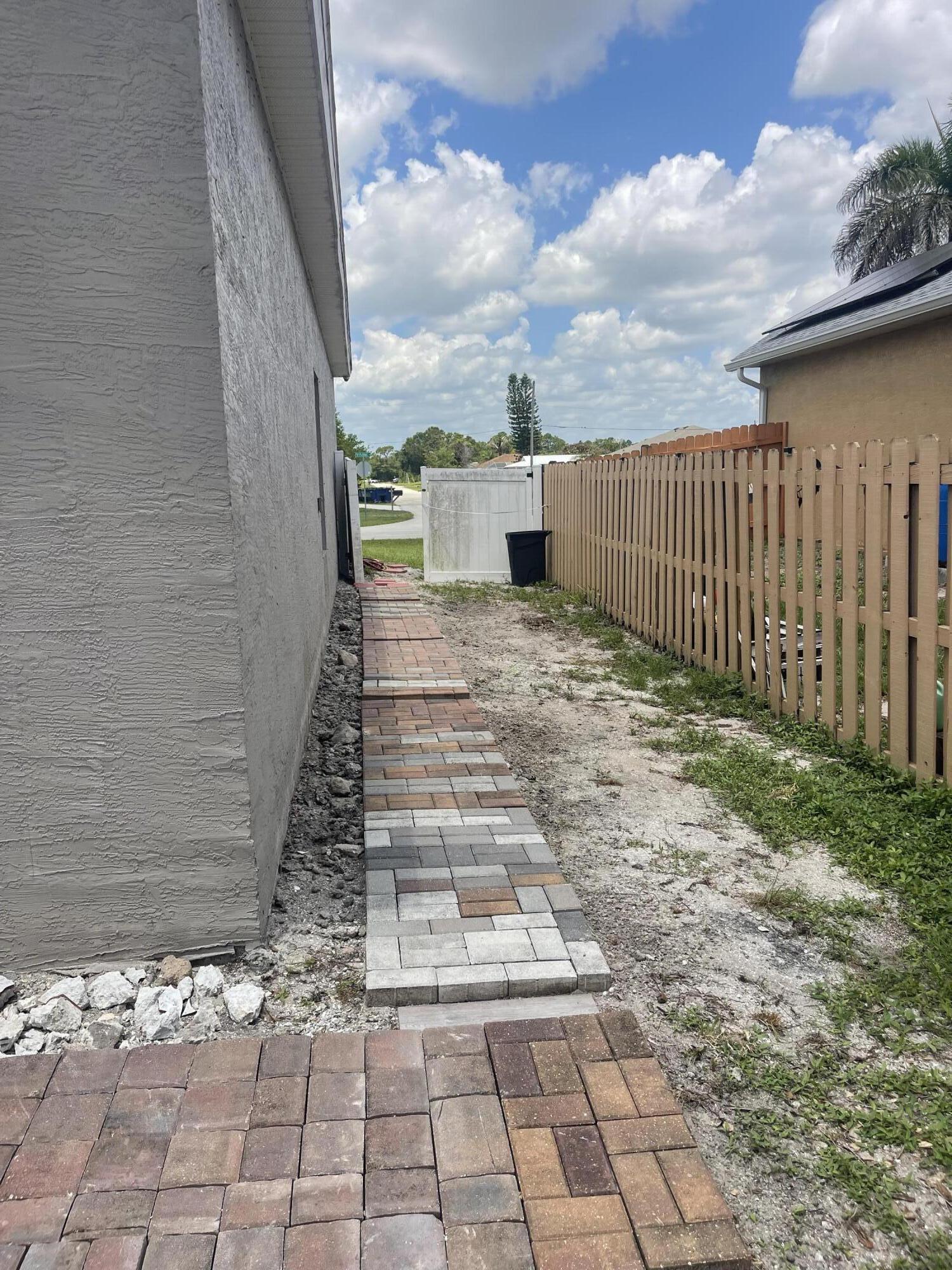 PORT ST LUCIE SECTION  34 - Residential Lease
