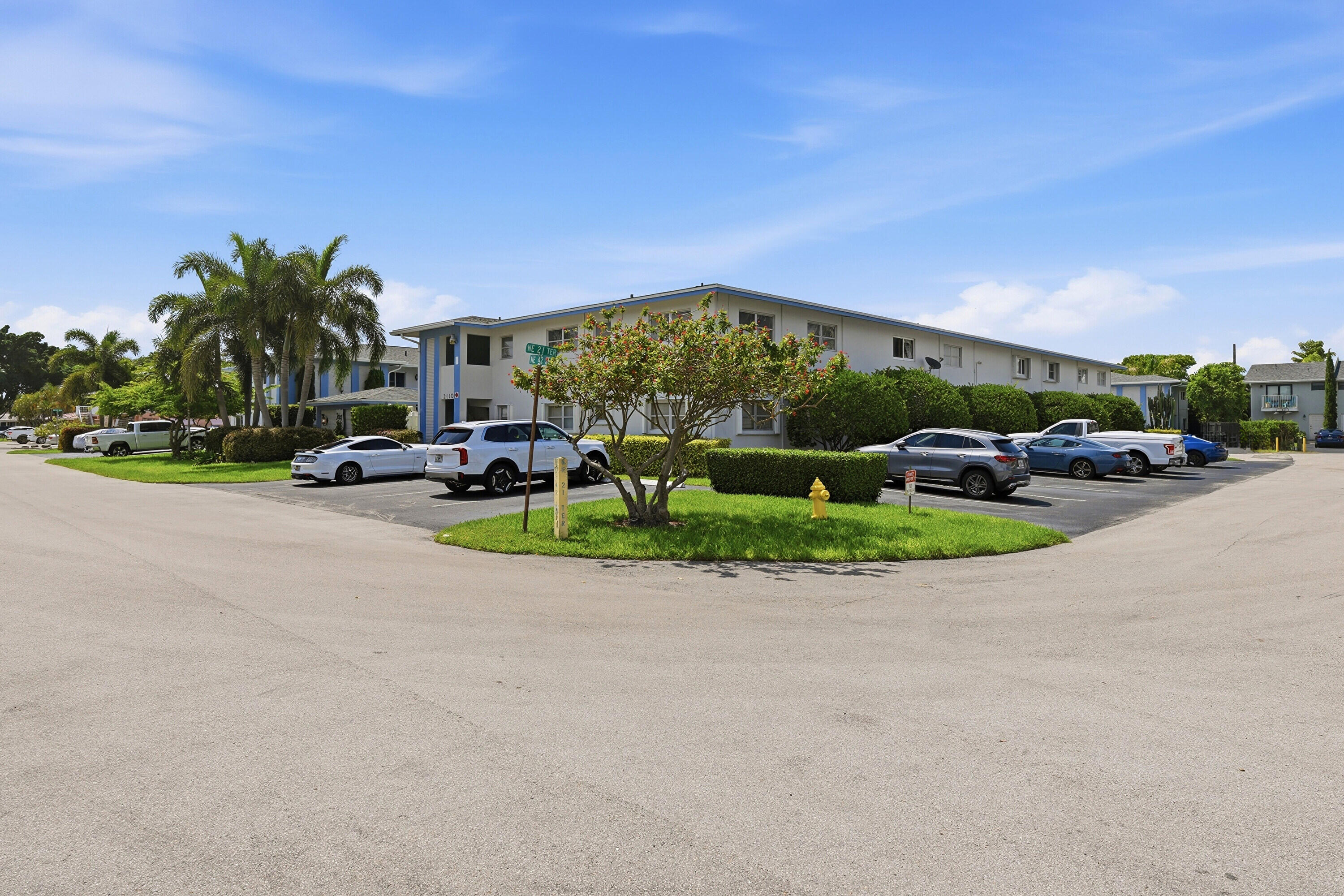 ASHLEY ARMS CONDO - Residential Lease