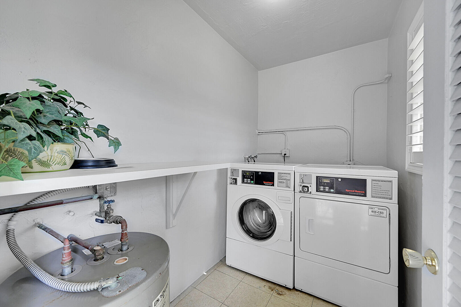 ASHLEY ARMS CONDO - Residential Lease