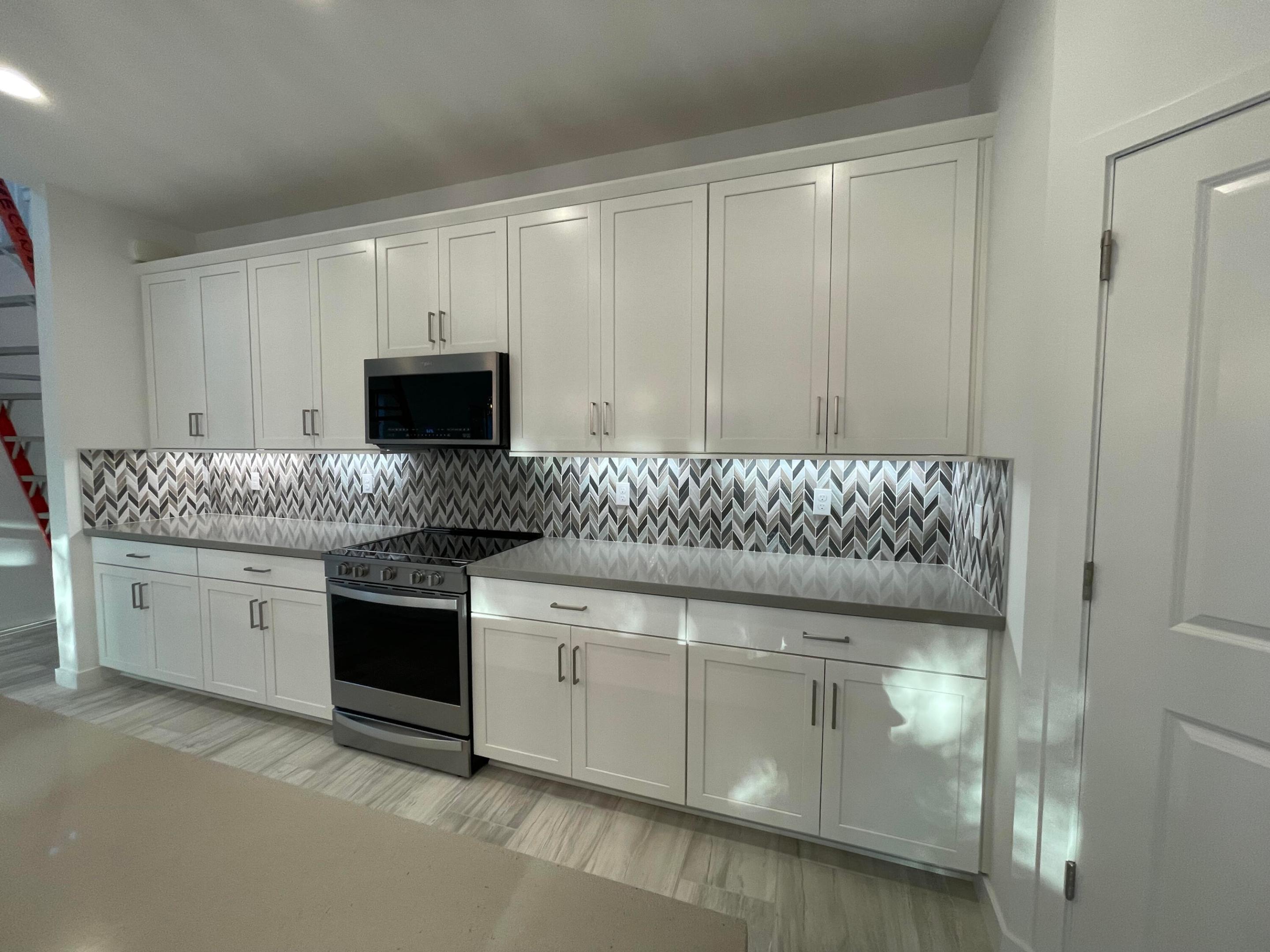 POLO LEGACY MXPD - Residential Lease