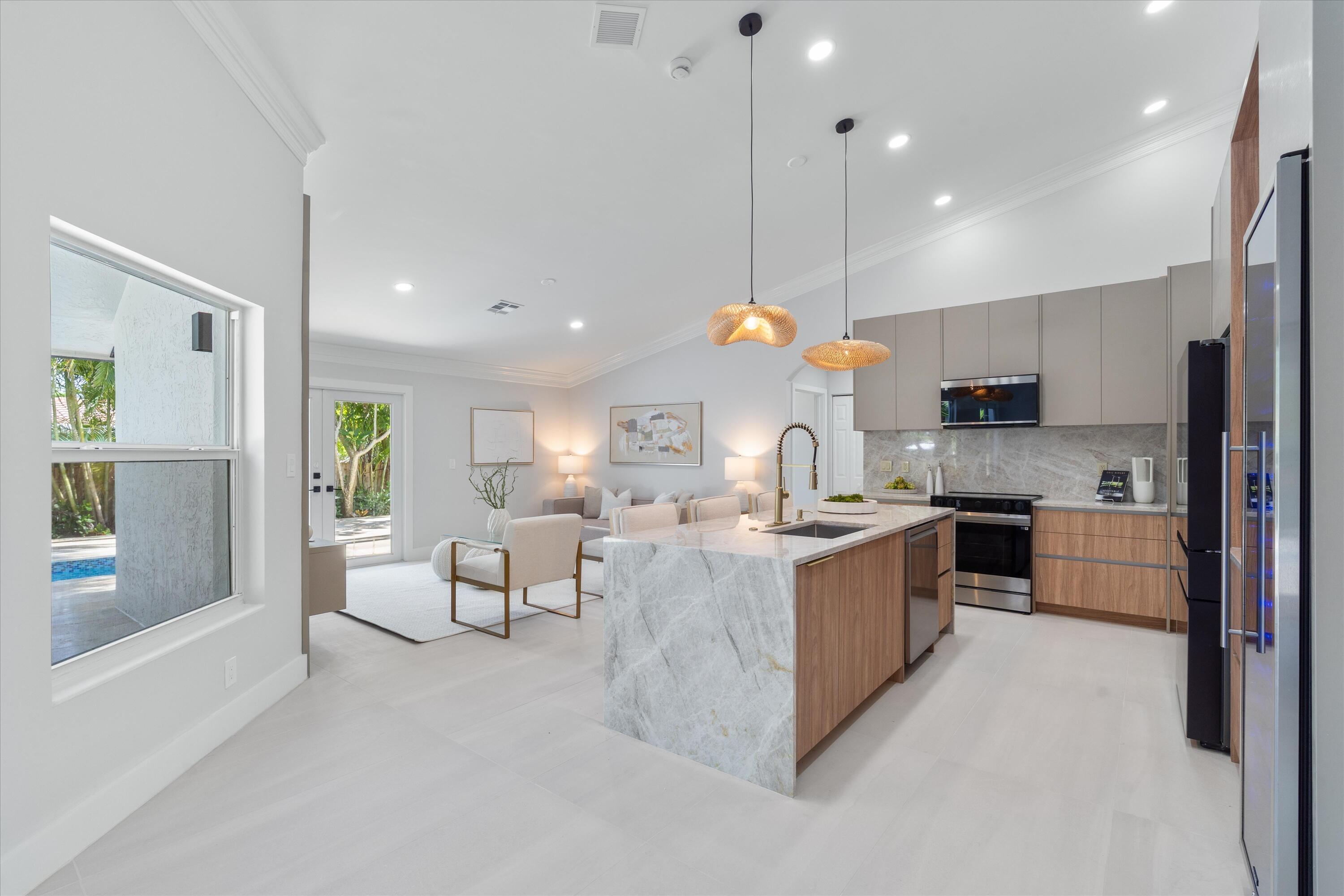 BOCA VILLAS - Residential