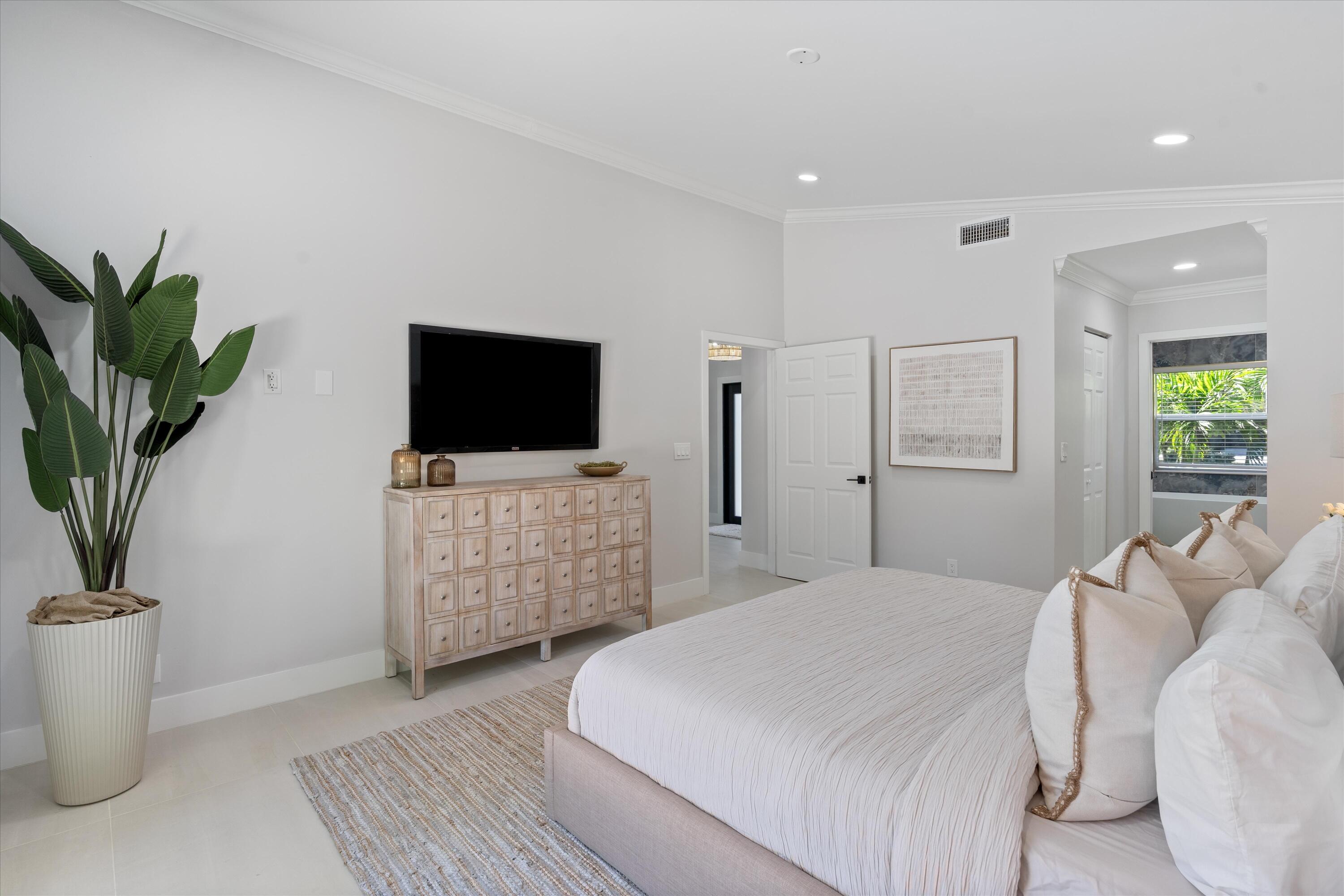 BOCA VILLAS - Residential