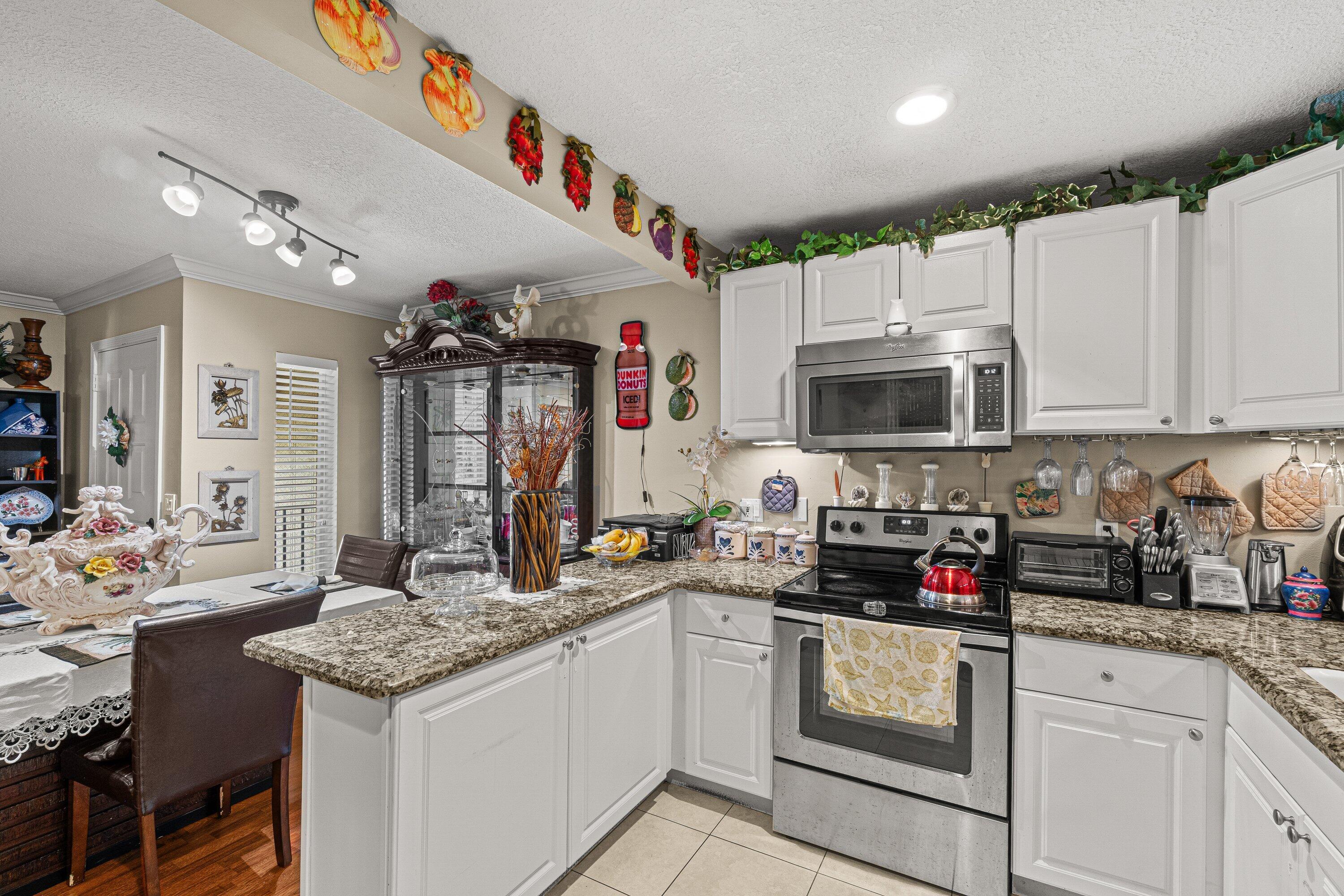 PINE RIDGE NORTH I CONDO - Residential