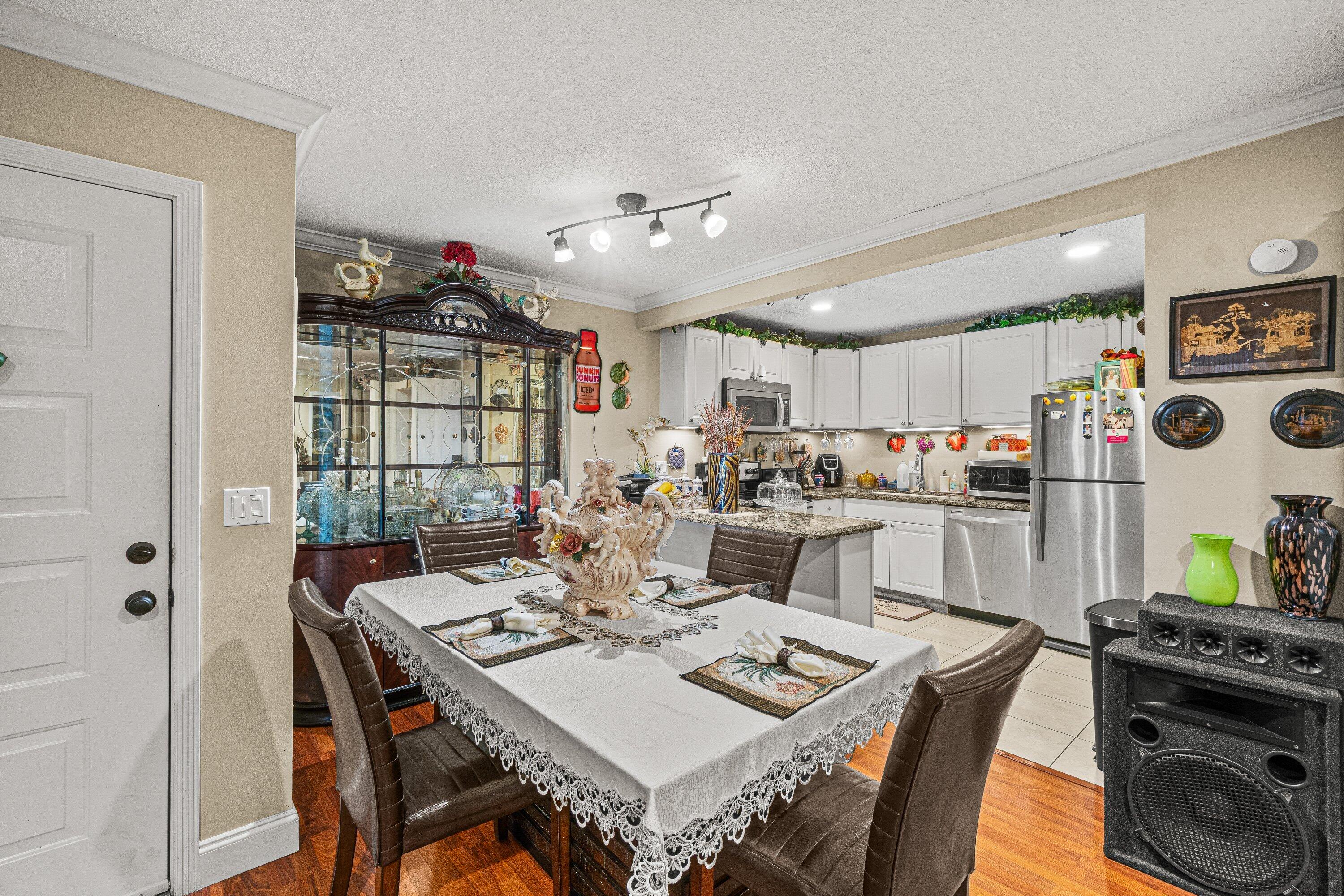 PINE RIDGE NORTH I CONDO - Residential