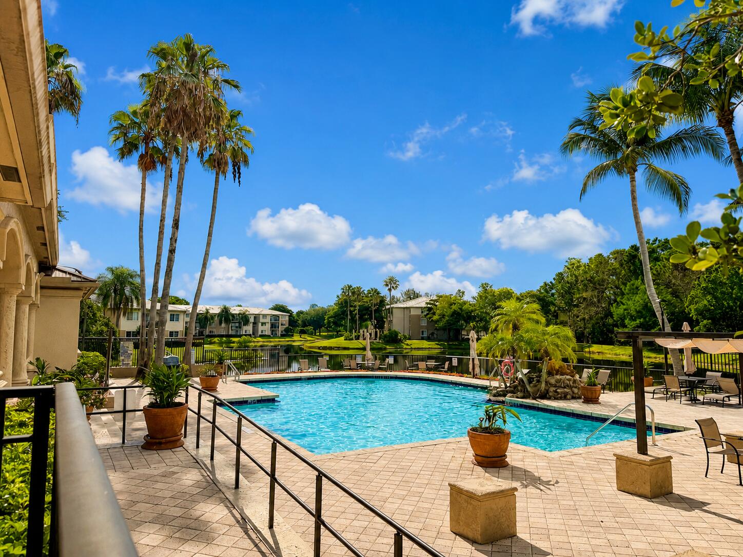 GRAND VIEW AT CRESTWOOD CONDO - Residential Lease