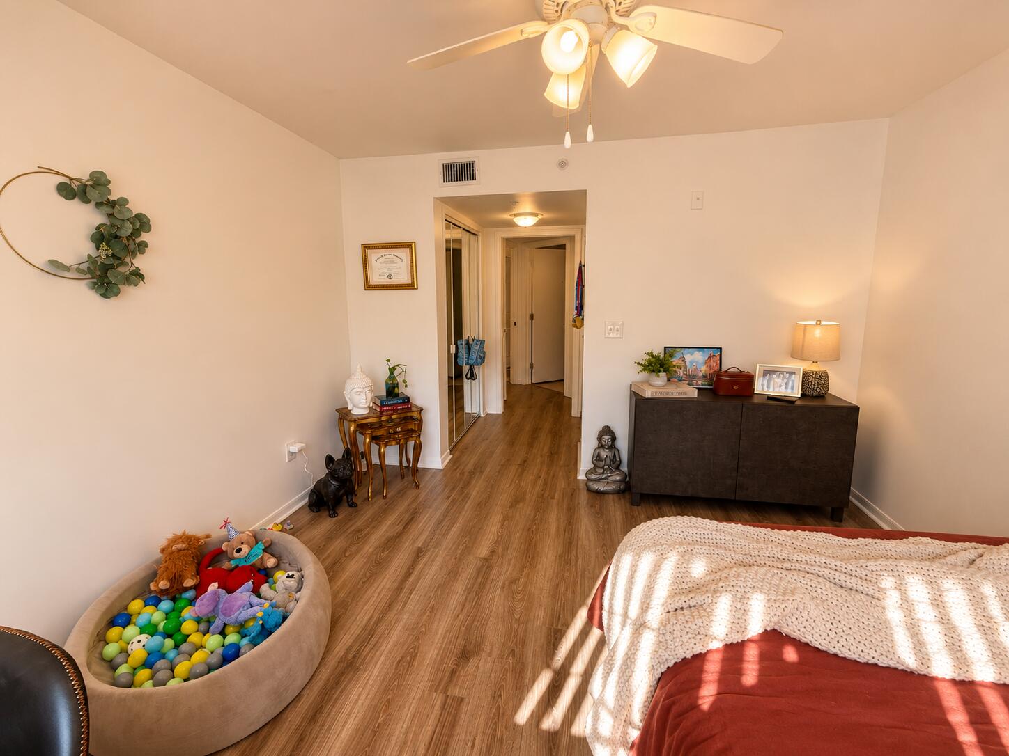 GRAND VIEW AT CRESTWOOD CONDO - Residential Lease