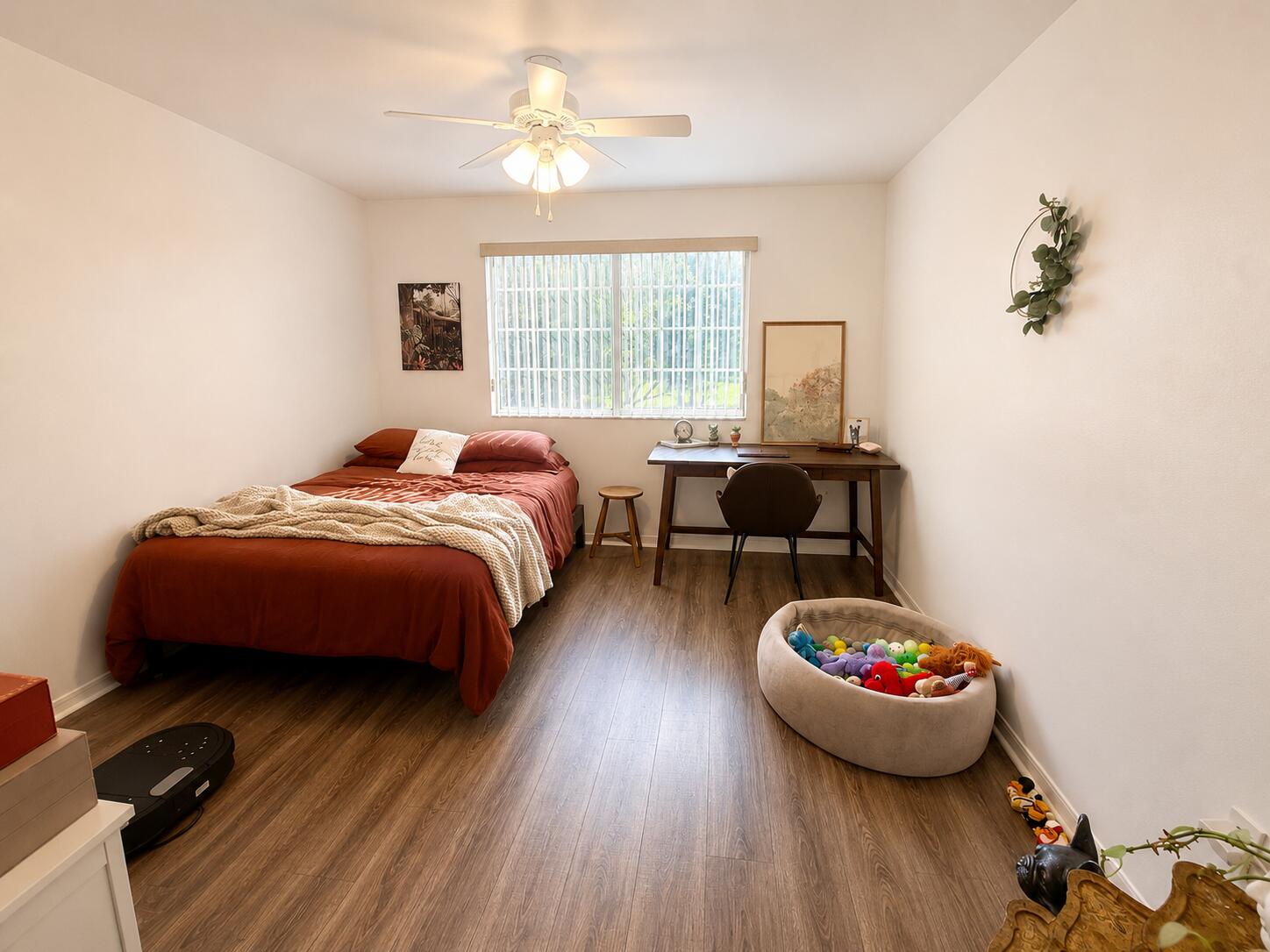 GRAND VIEW AT CRESTWOOD CONDO - Residential Lease