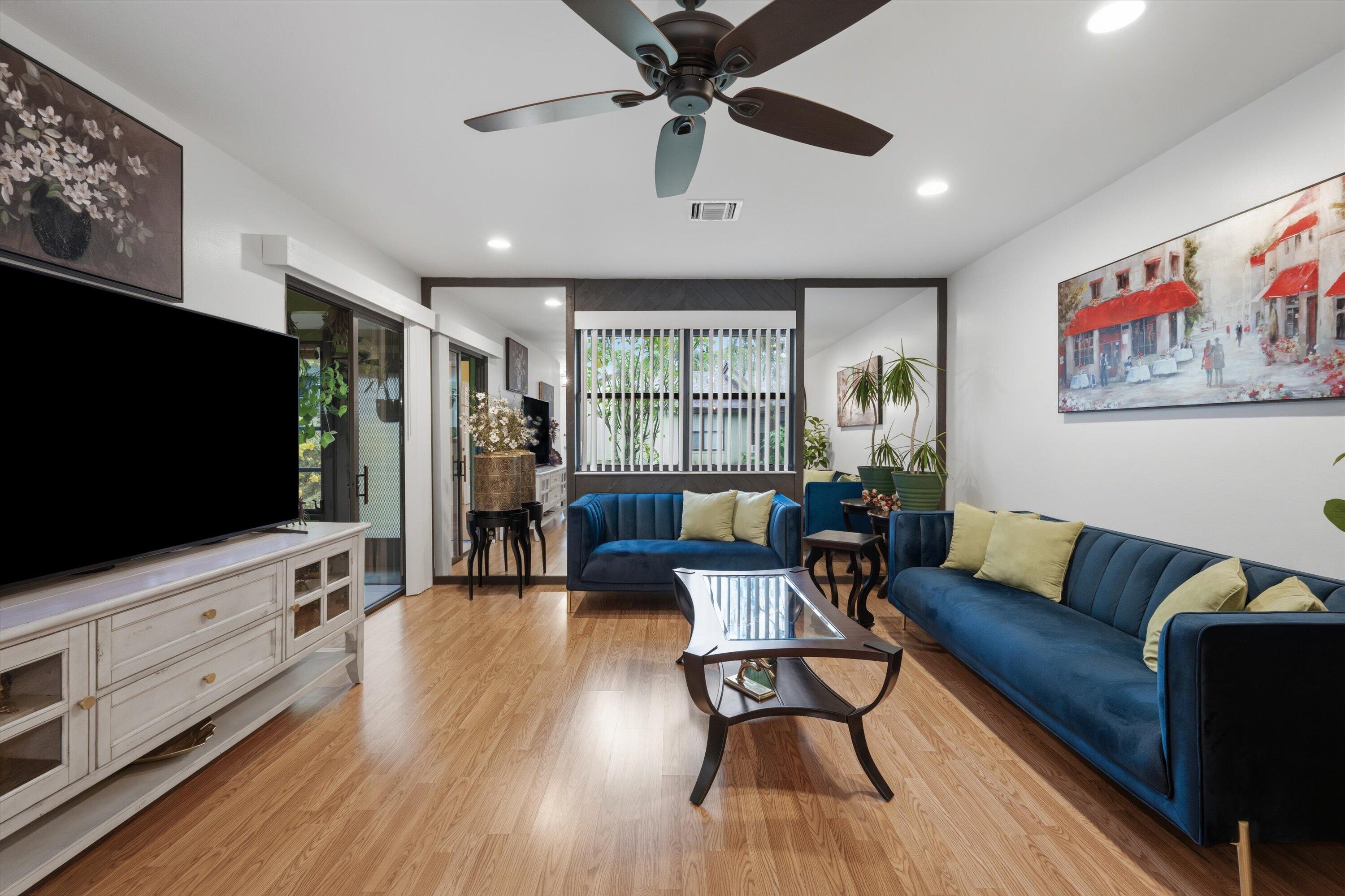 STRATHMORE GATE WEST UNIT 1 - Residential