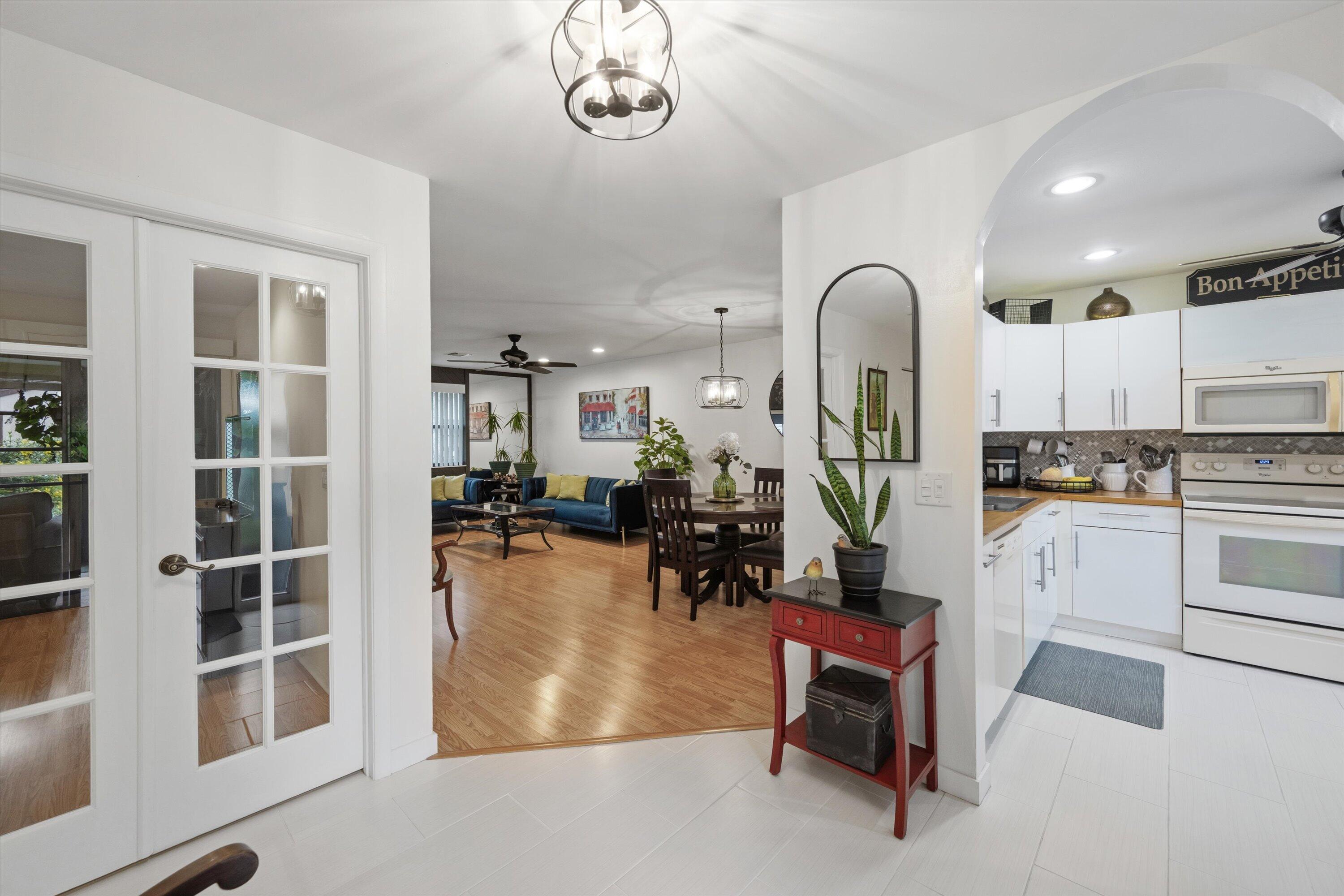 STRATHMORE GATE WEST UNIT 1 - Residential