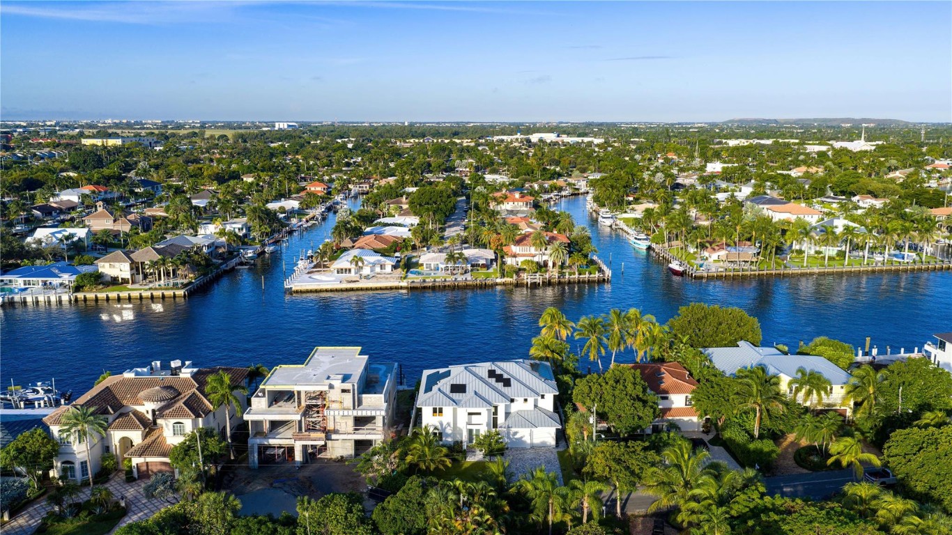HILLSBORO SHORES SEC - Residential