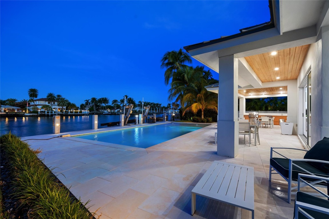 HILLSBORO SHORES SEC - Residential