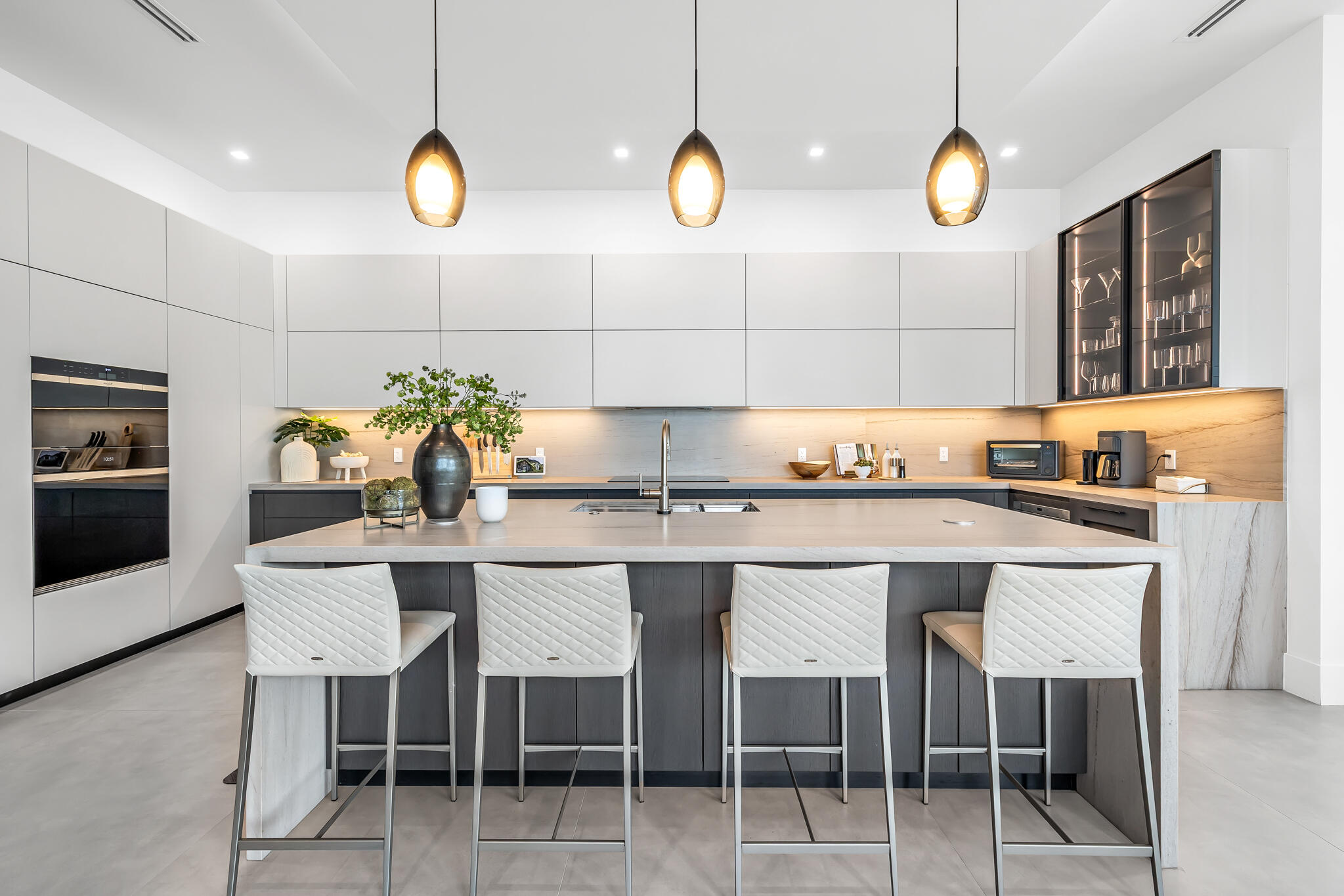VENETIAN ISLES 1ST SEC - Residential