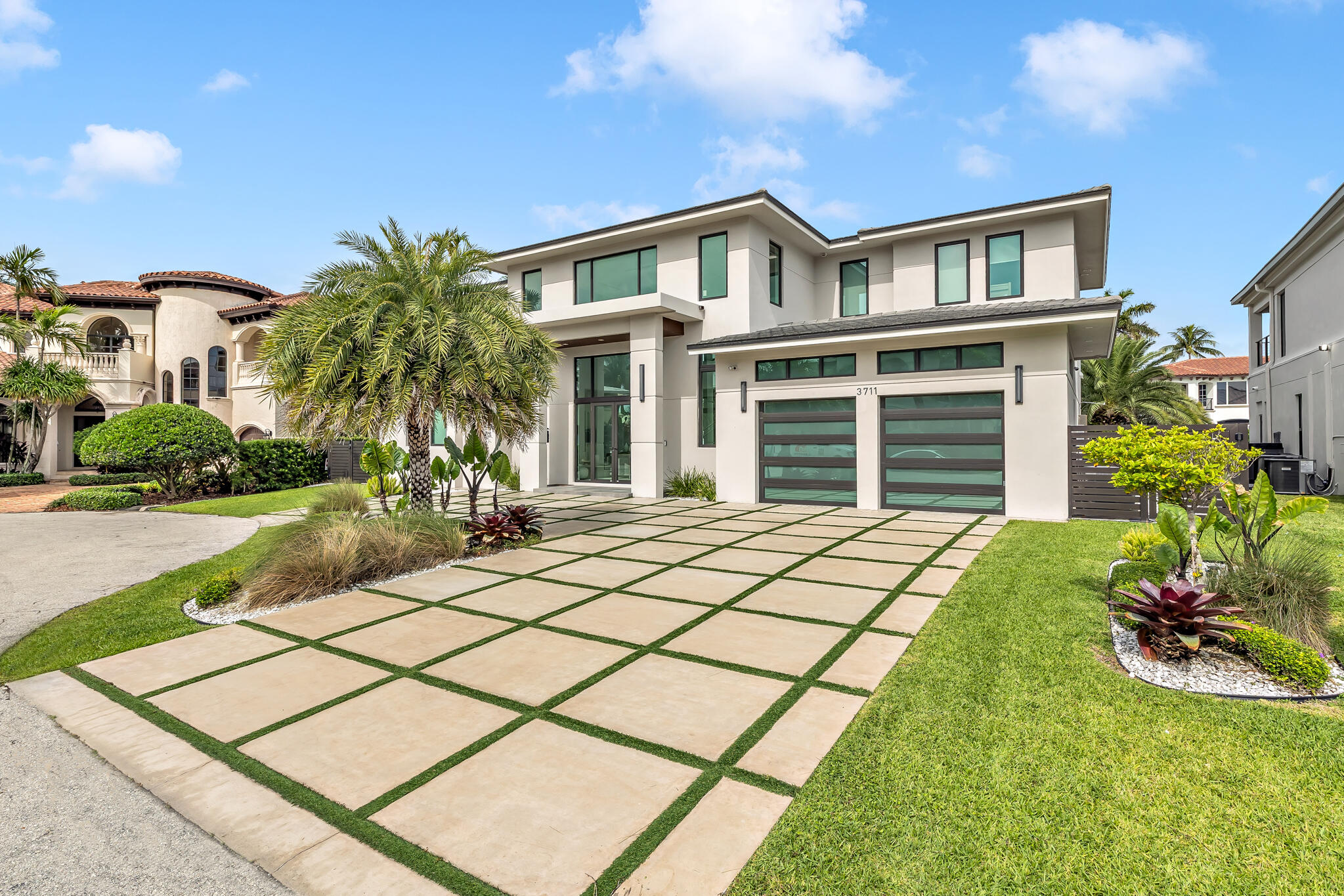 VENETIAN ISLES 1ST SEC - Residential