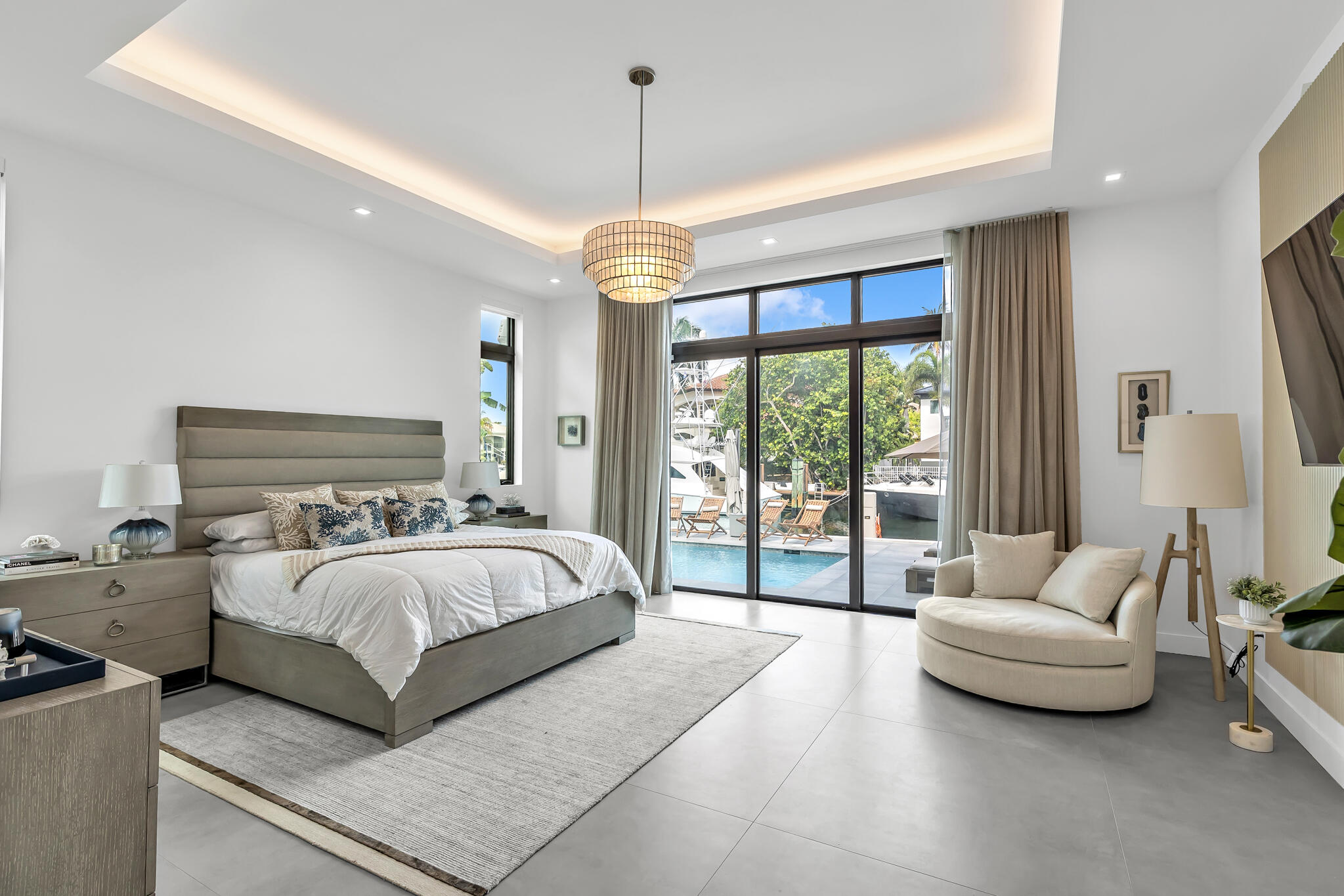 VENETIAN ISLES 1ST SEC - Residential