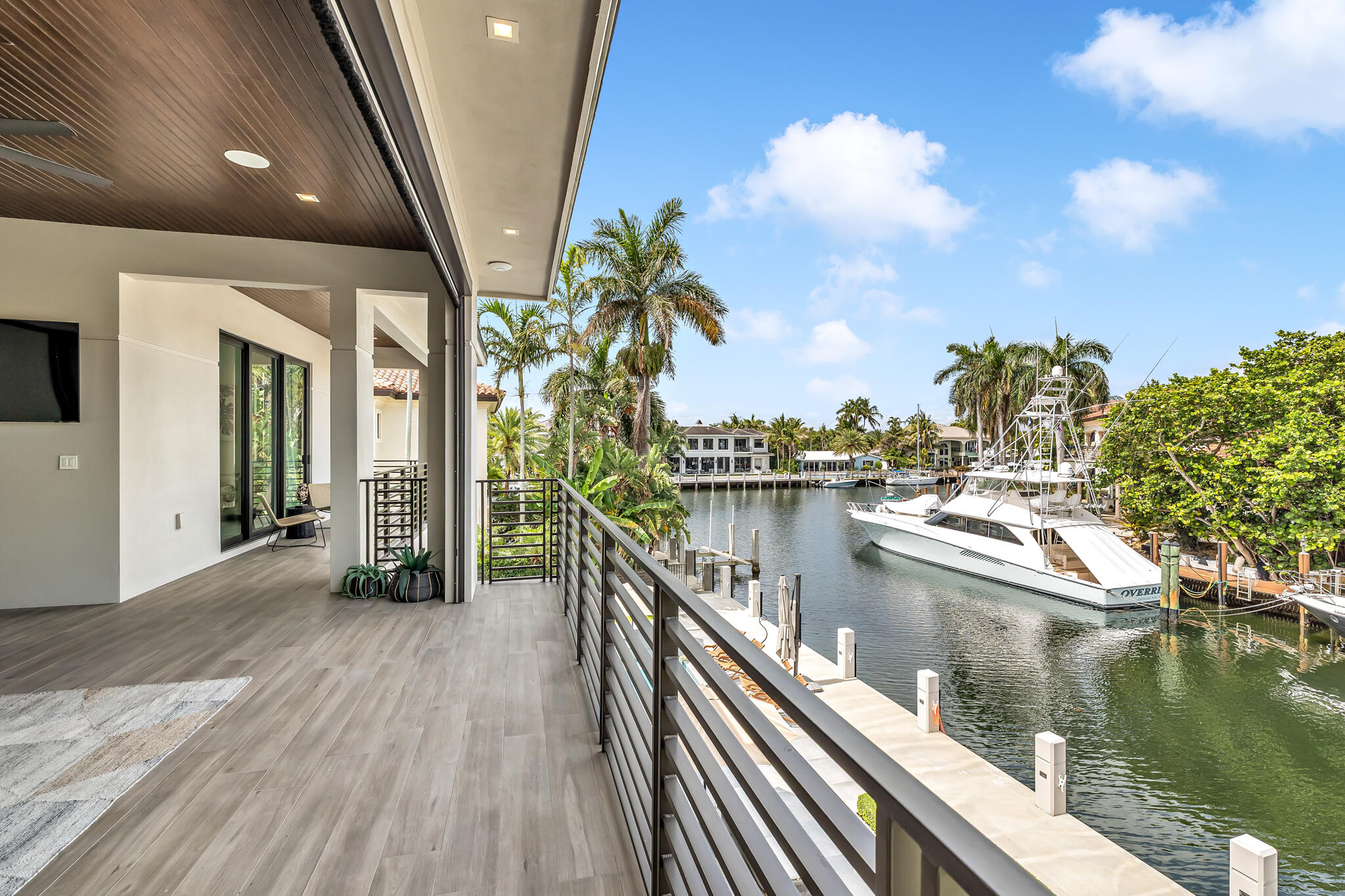 VENETIAN ISLES 1ST SEC - Residential