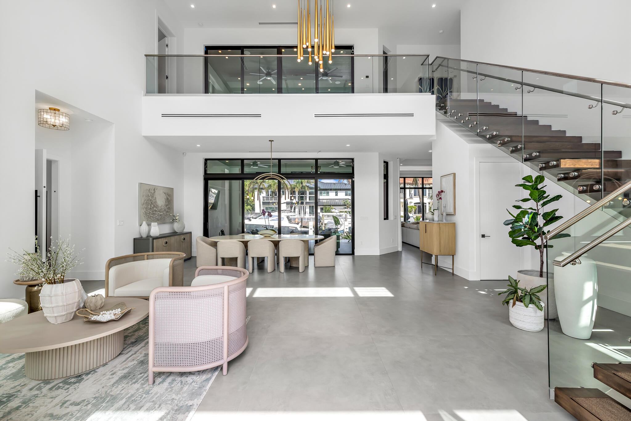VENETIAN ISLES 1ST SEC - Residential