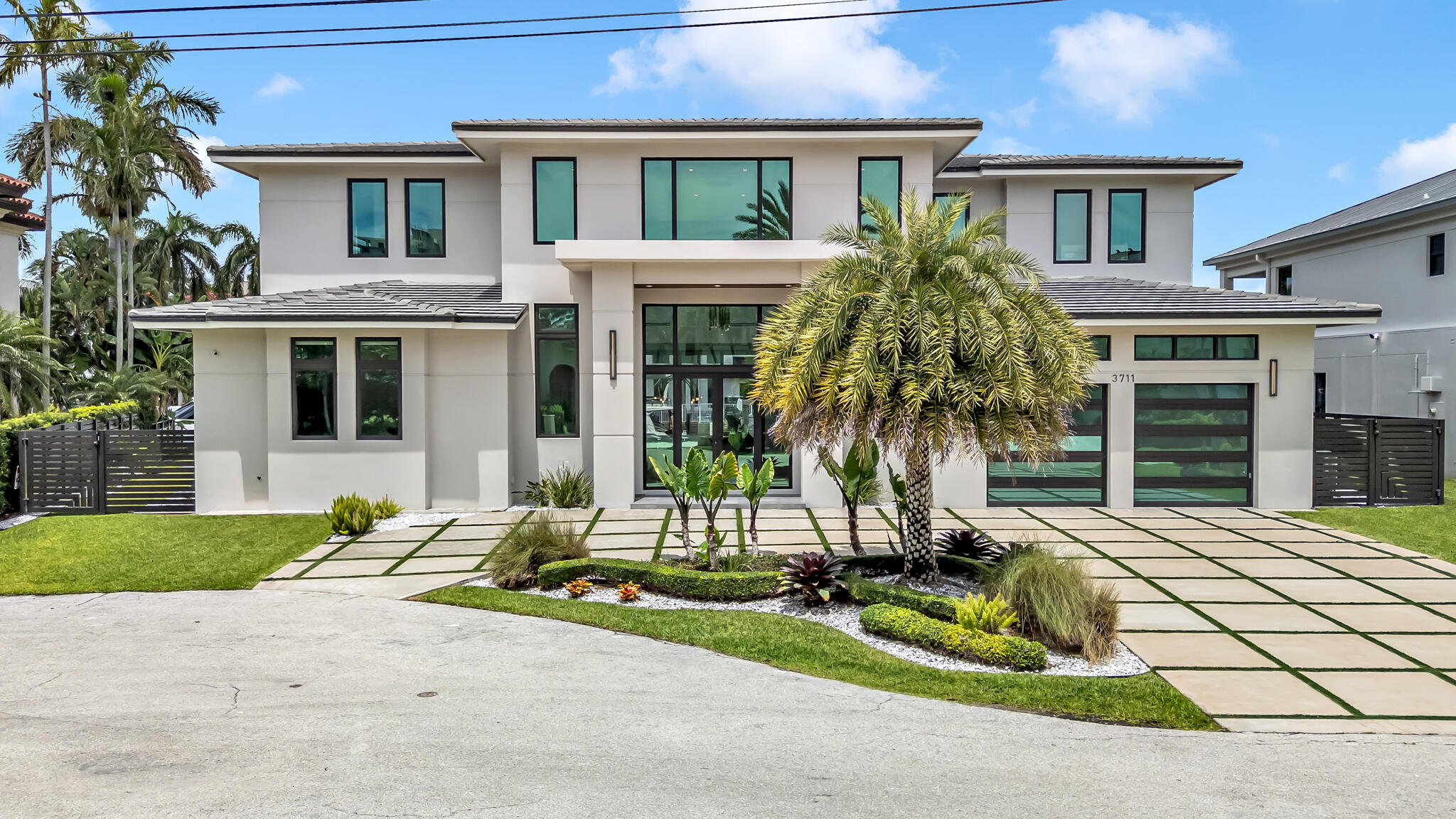 VENETIAN ISLES 1ST SEC - Residential