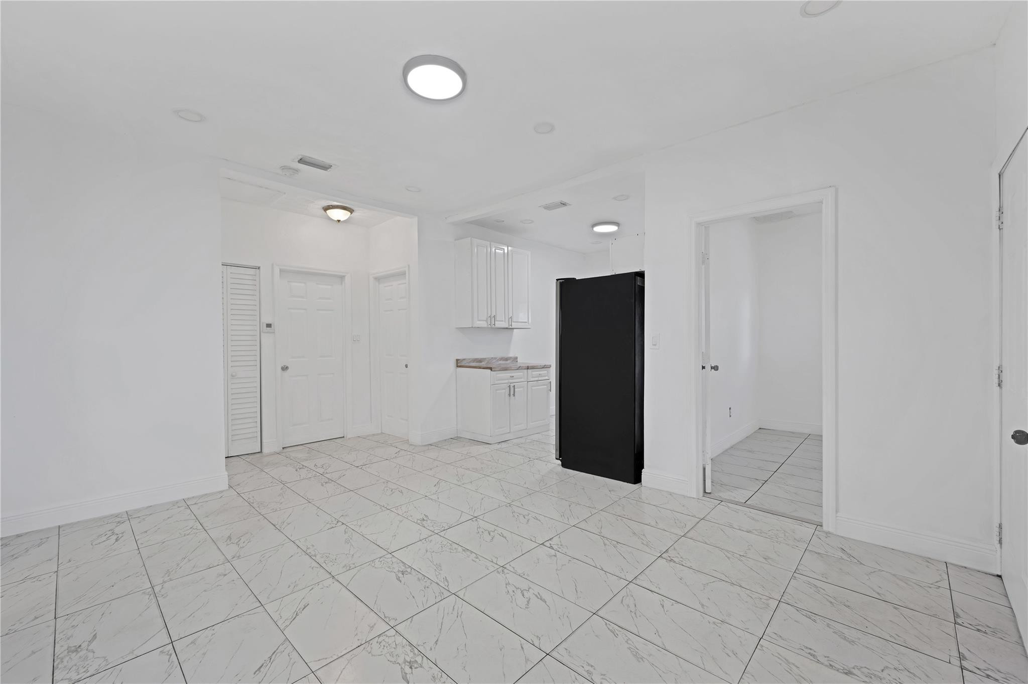 36TH ST MANOR - Residential Lease