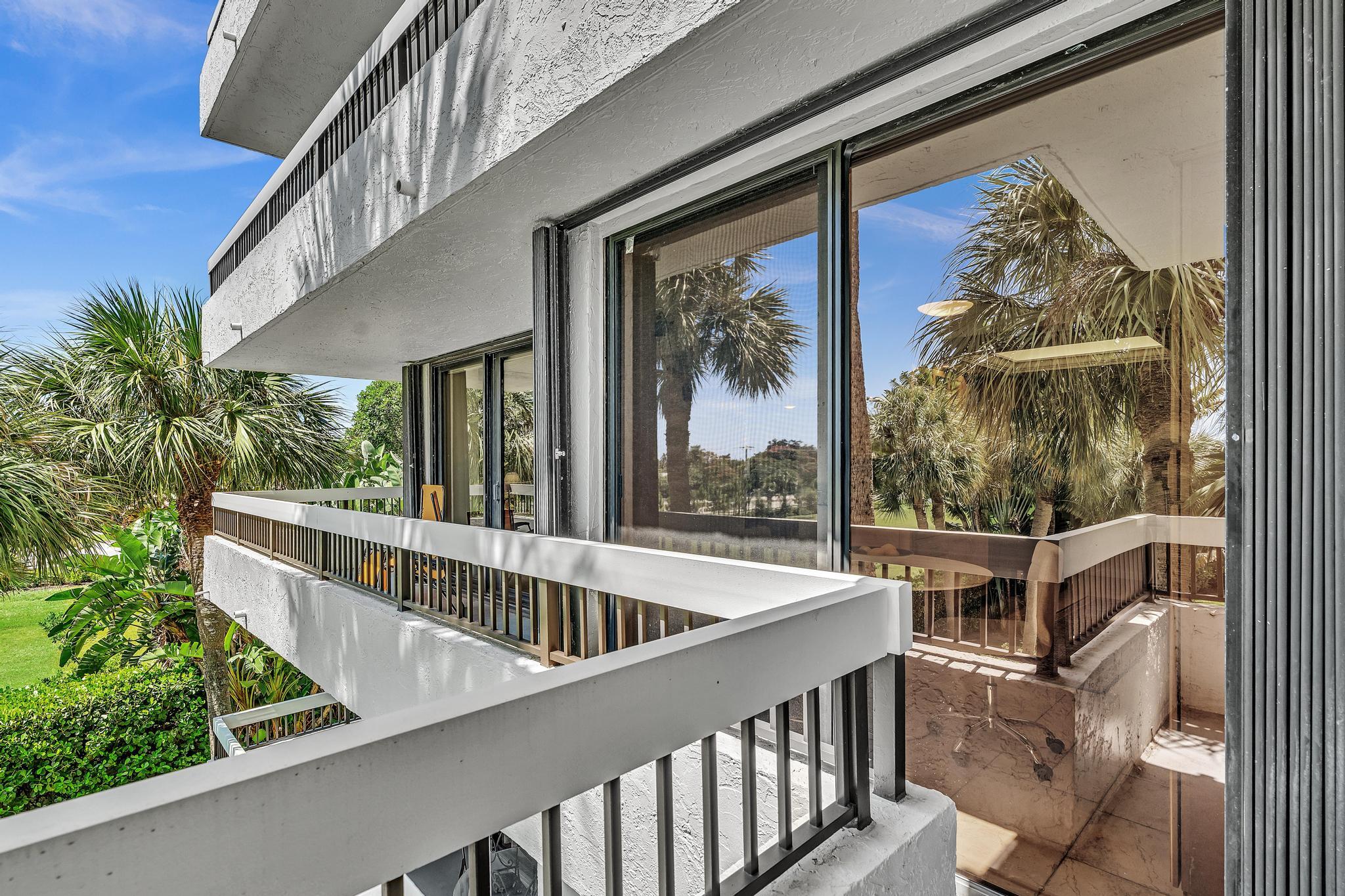LA RESIDENCE CONDO - Residential