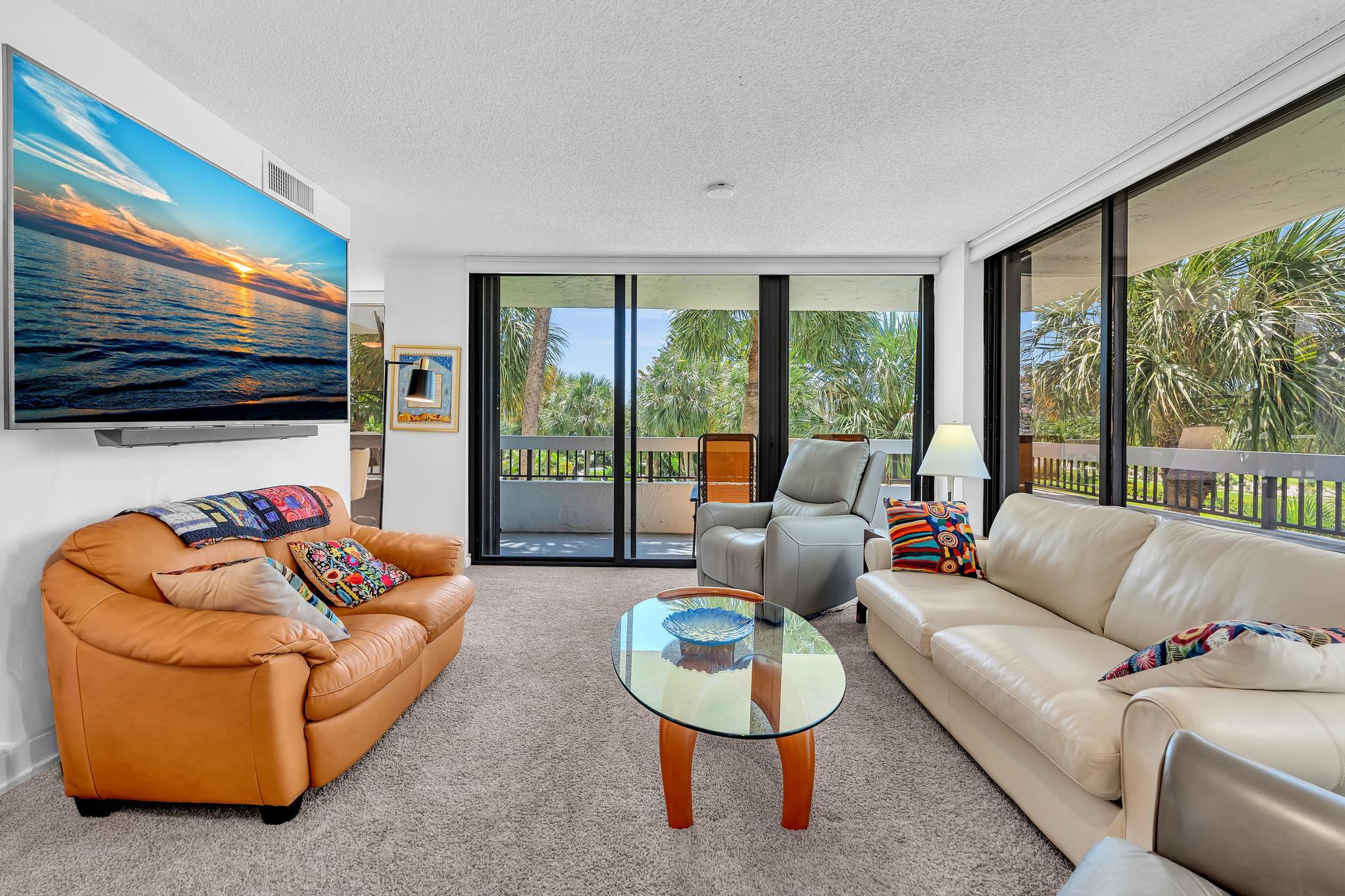 LA RESIDENCE CONDO - Residential