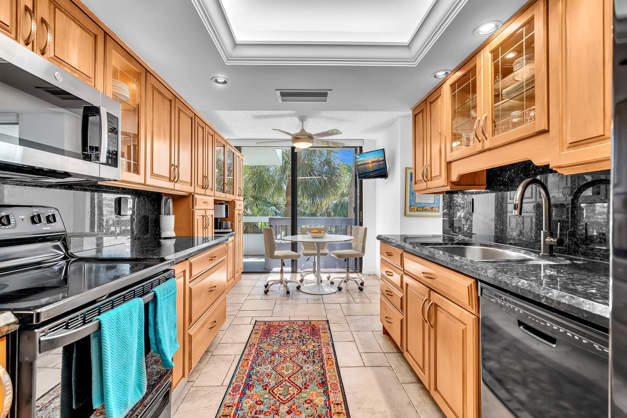 LA RESIDENCE CONDO - Residential