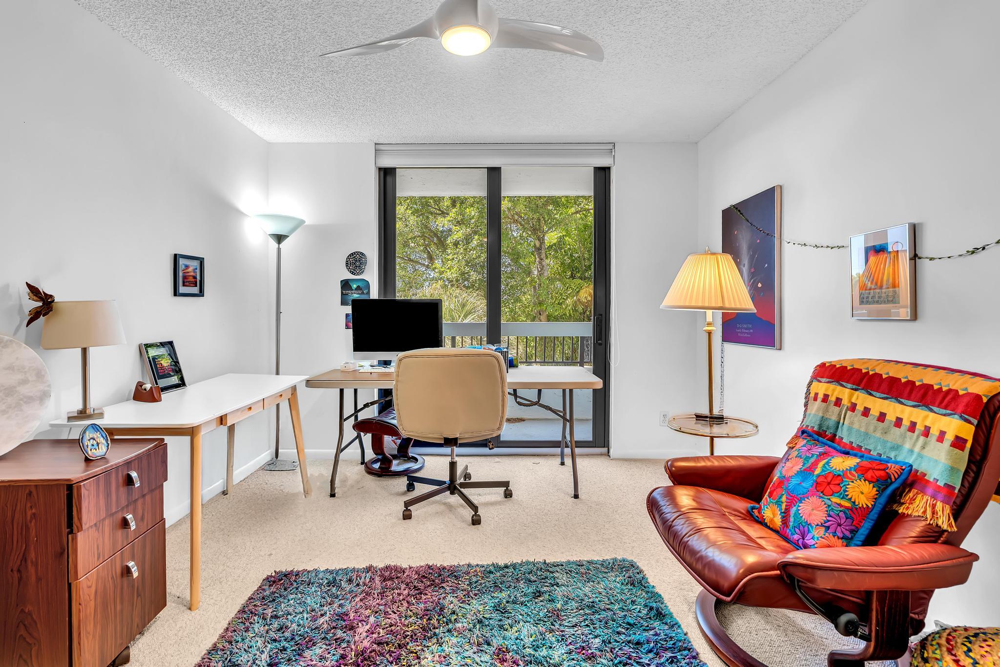 LA RESIDENCE CONDO - Residential