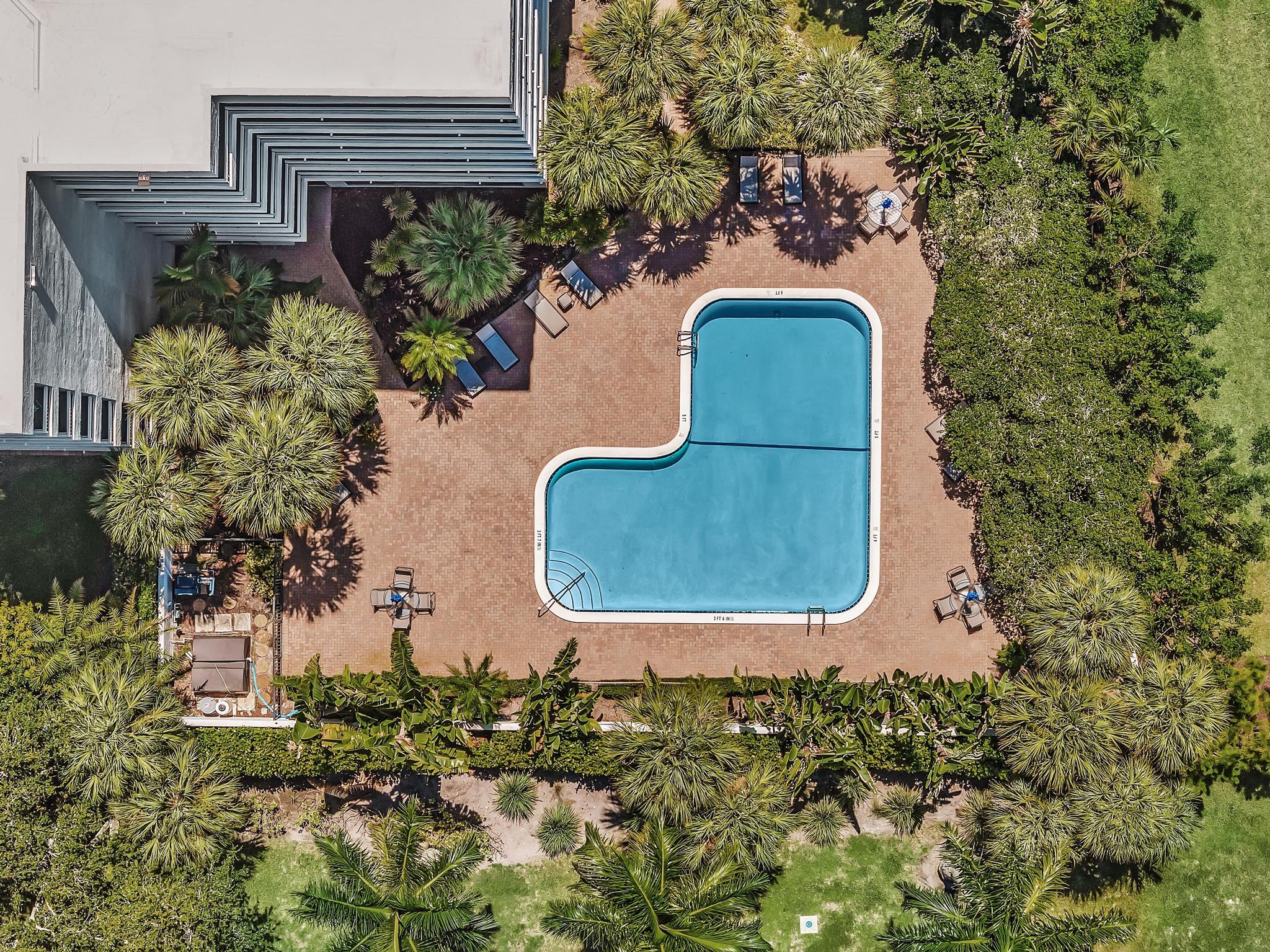 LA RESIDENCE CONDO - Residential