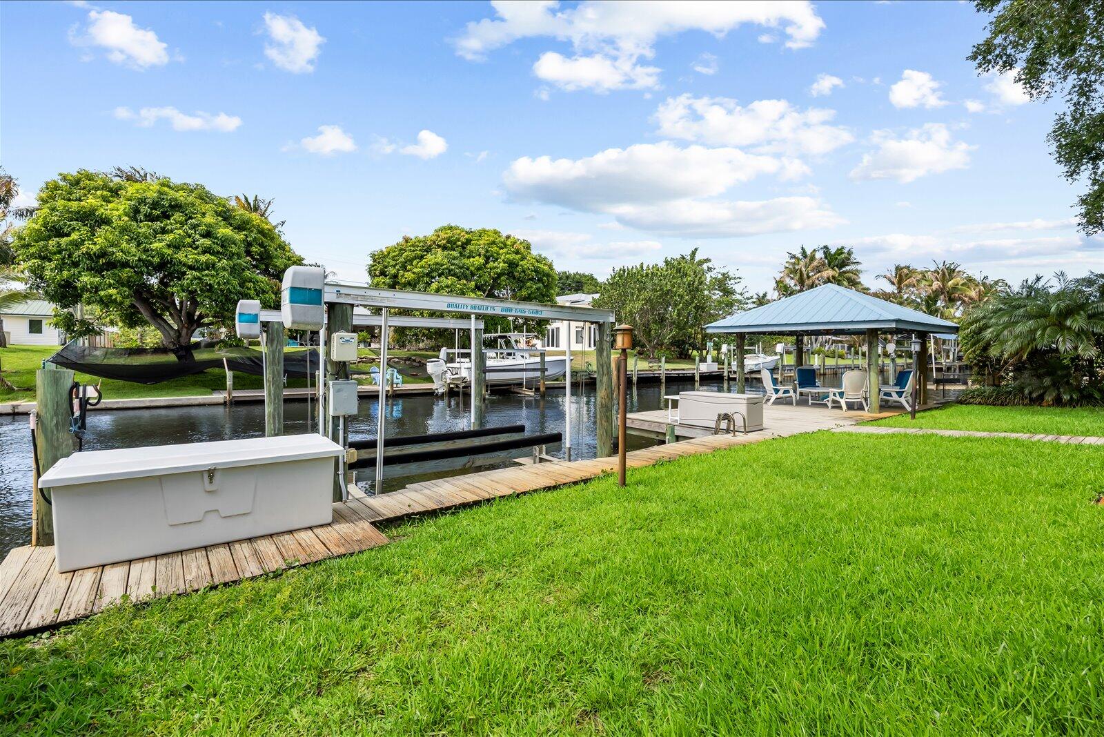 PALMETTO HARBOR - Residential