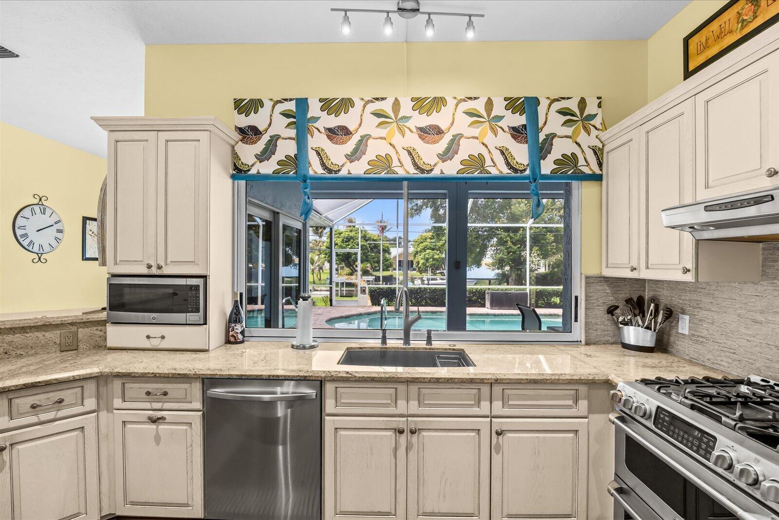 PALMETTO HARBOR - Residential