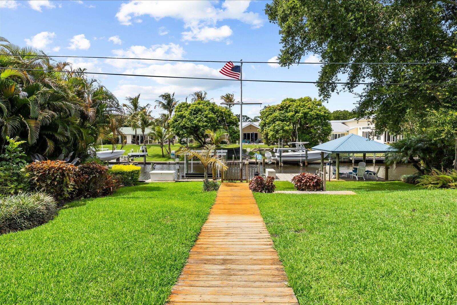 PALMETTO HARBOR - Residential