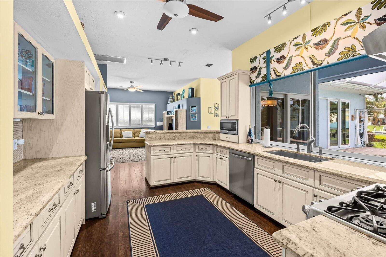 PALMETTO HARBOR - Residential