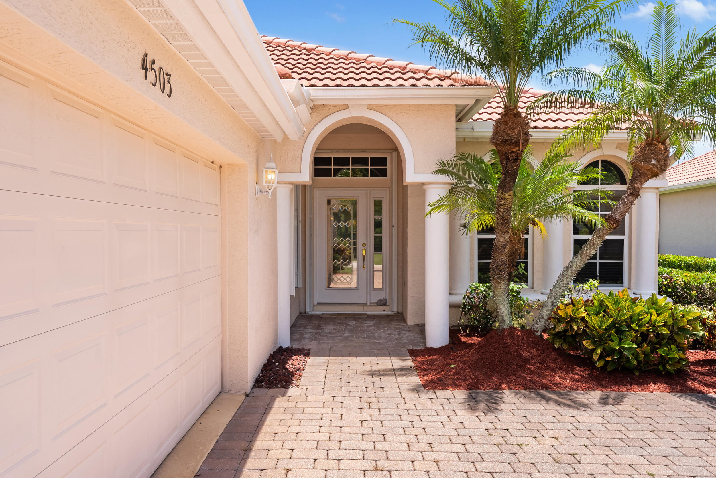 JENSEN BEACH COUNTRY CLUB - Residential