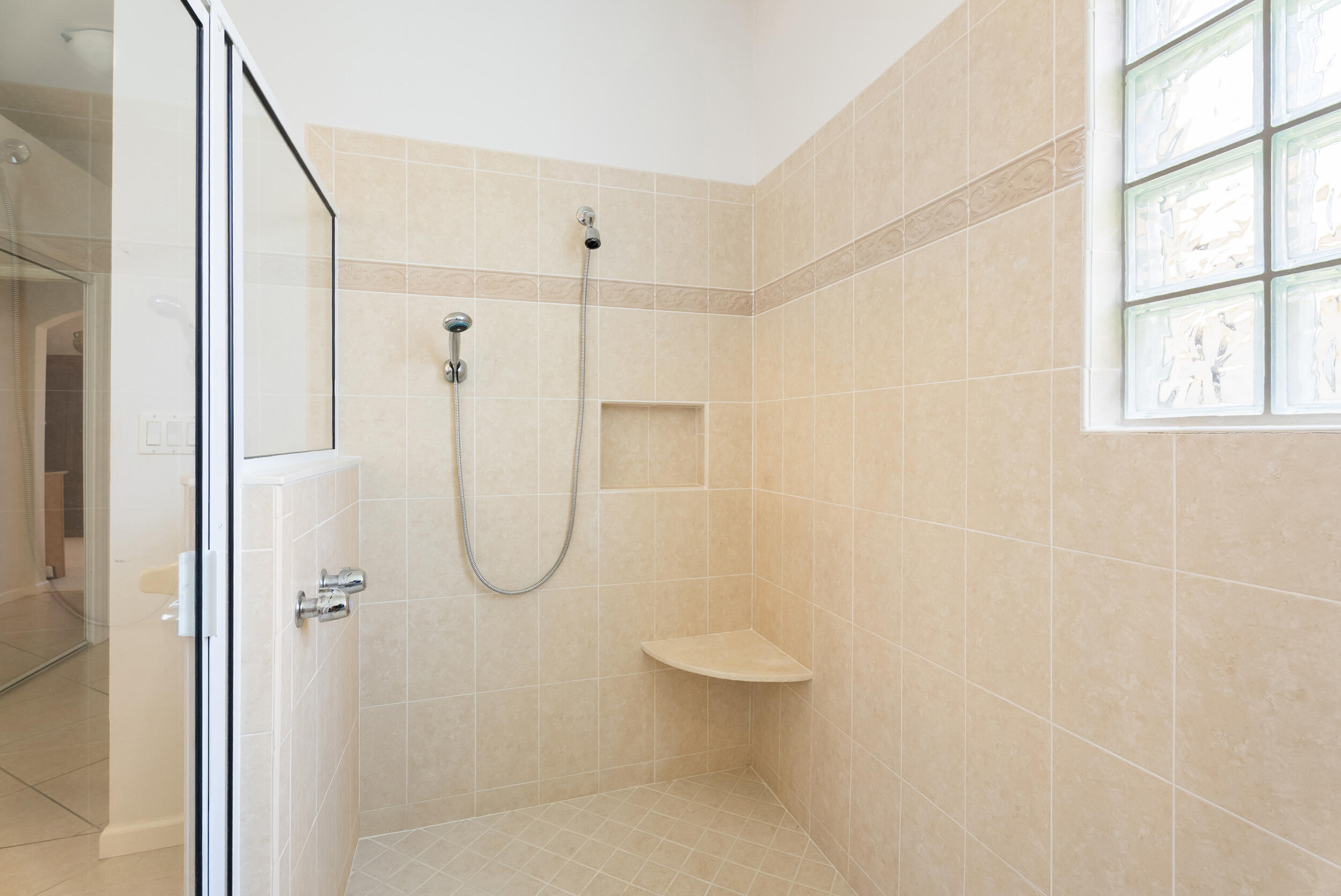 JENSEN BEACH COUNTRY CLUB - Residential