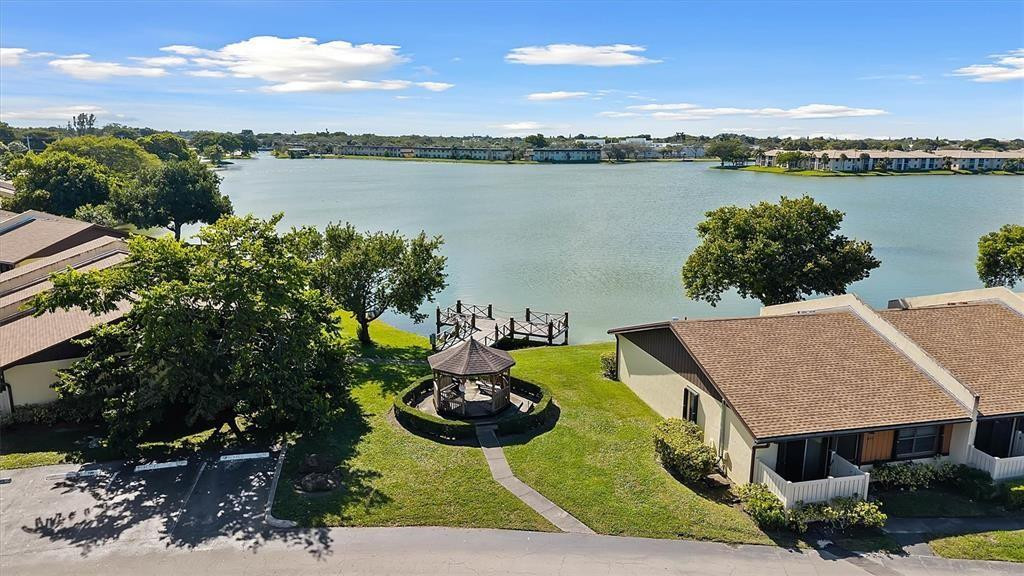 Woodlake Isles - Residential
