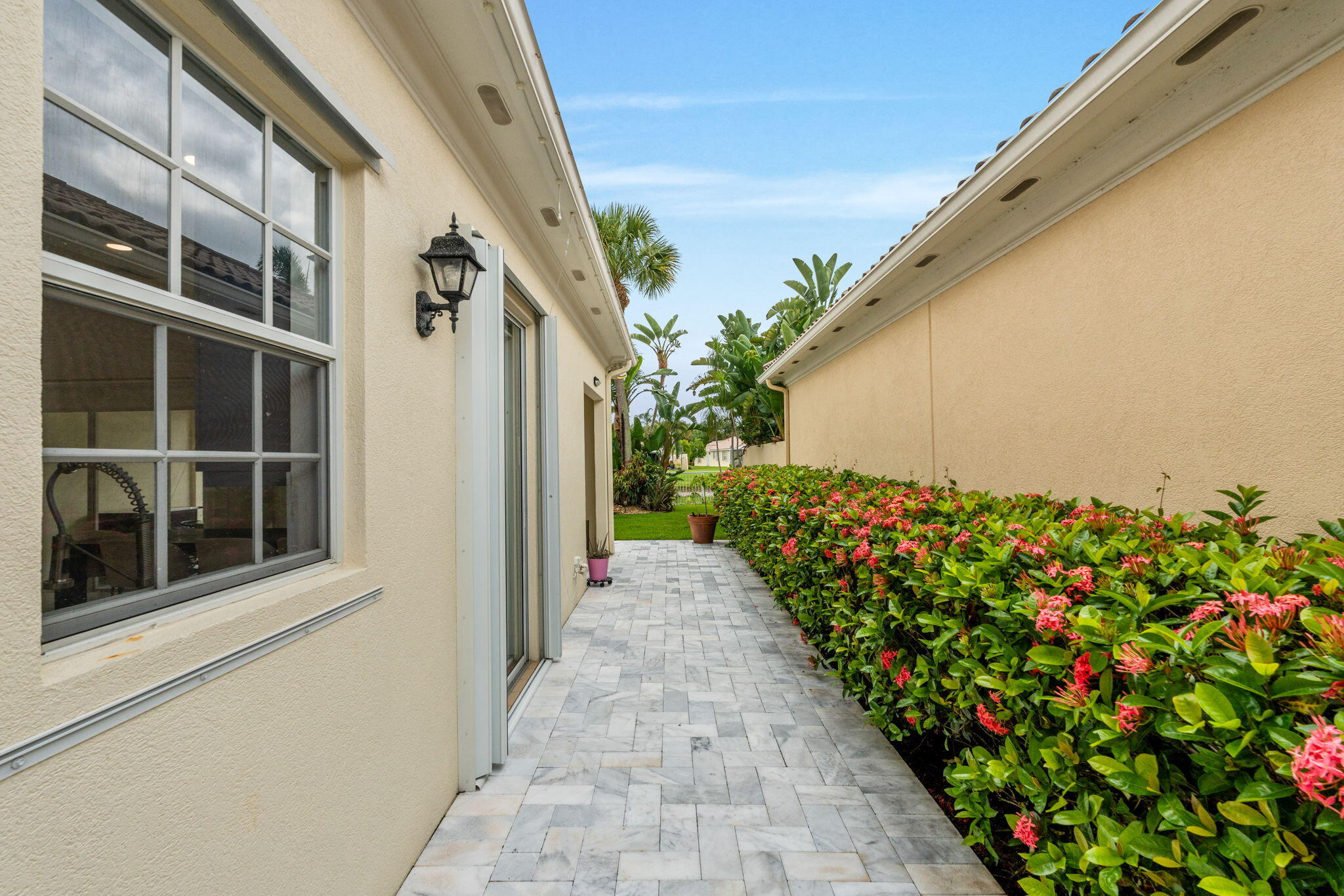 VILLAGEWALK OF WELLINGTON 1 - Residential