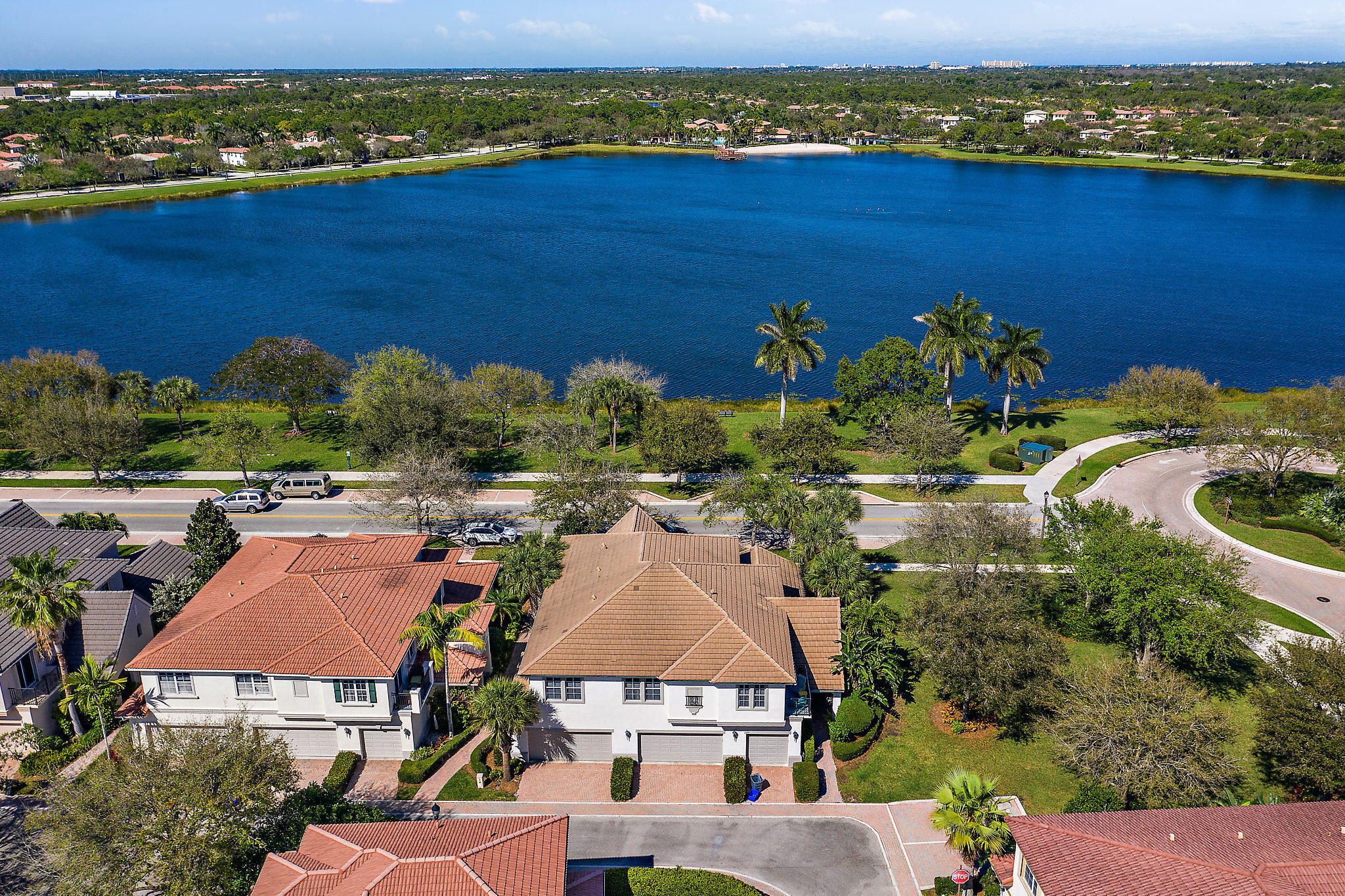 MANSIONS AT EVERGRENE WEST CONDO - Residential Lease