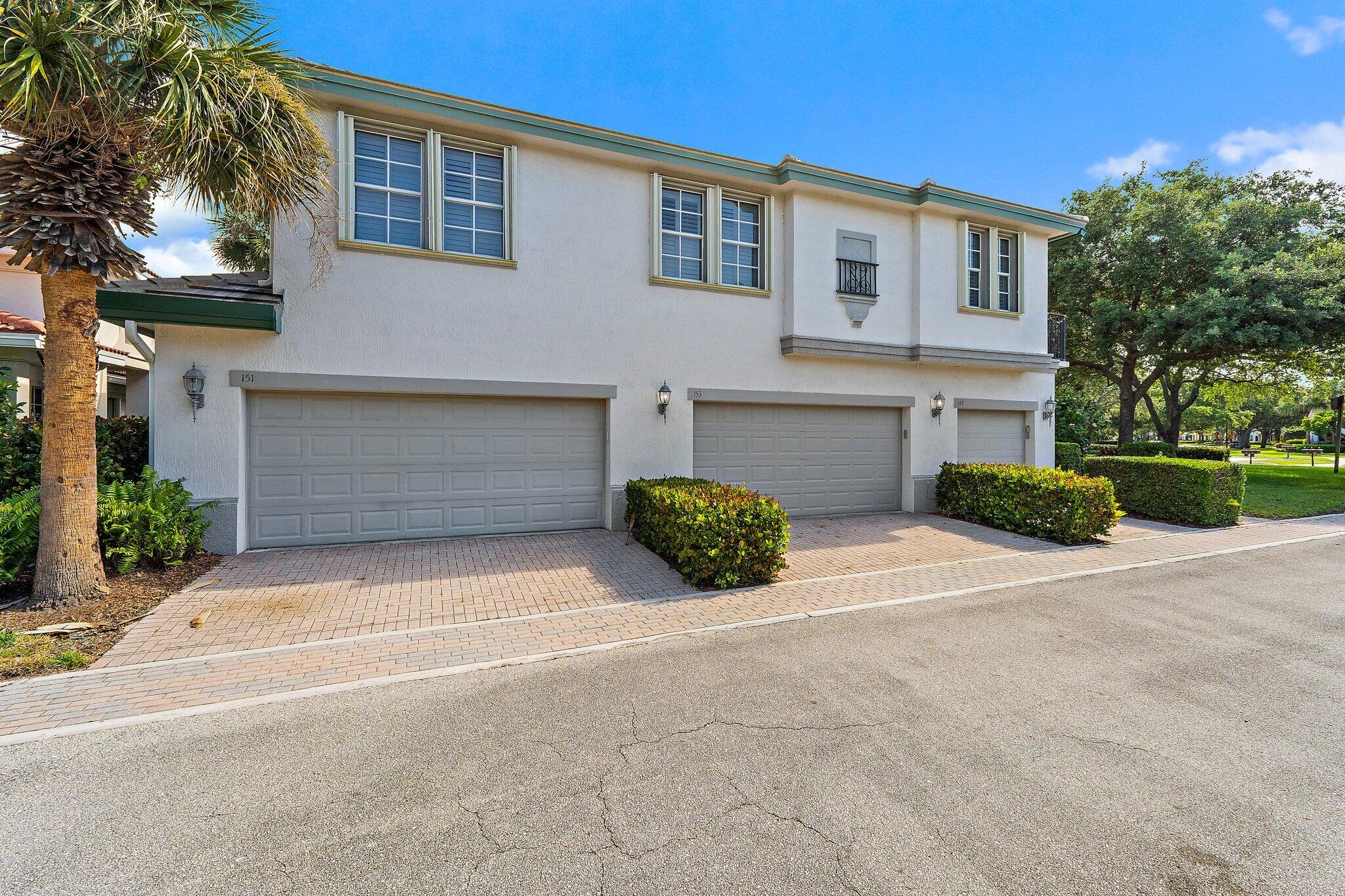 MANSIONS AT EVERGRENE WEST CONDO - Residential Lease