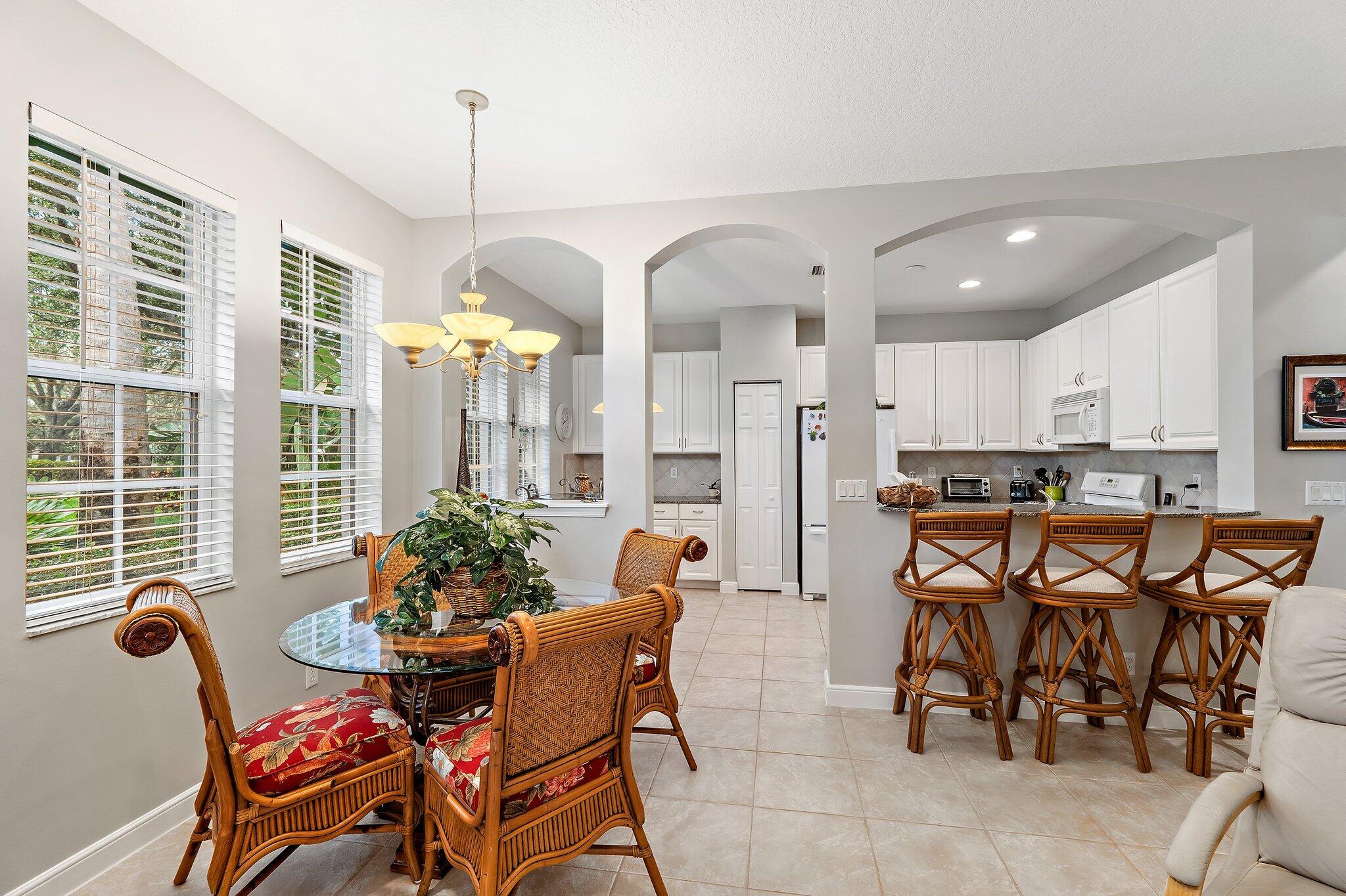 MANSIONS AT EVERGRENE WEST CONDO - Residential Lease