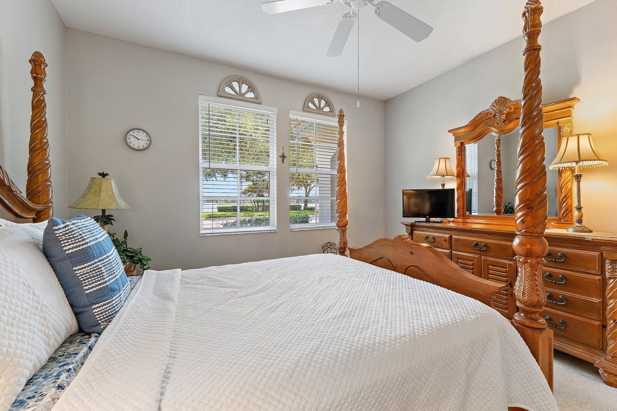 MANSIONS AT EVERGRENE WEST CONDO - Residential Lease
