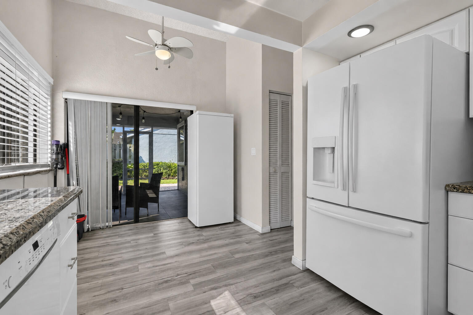 RAINBERRY LAKE PH III-B - Residential